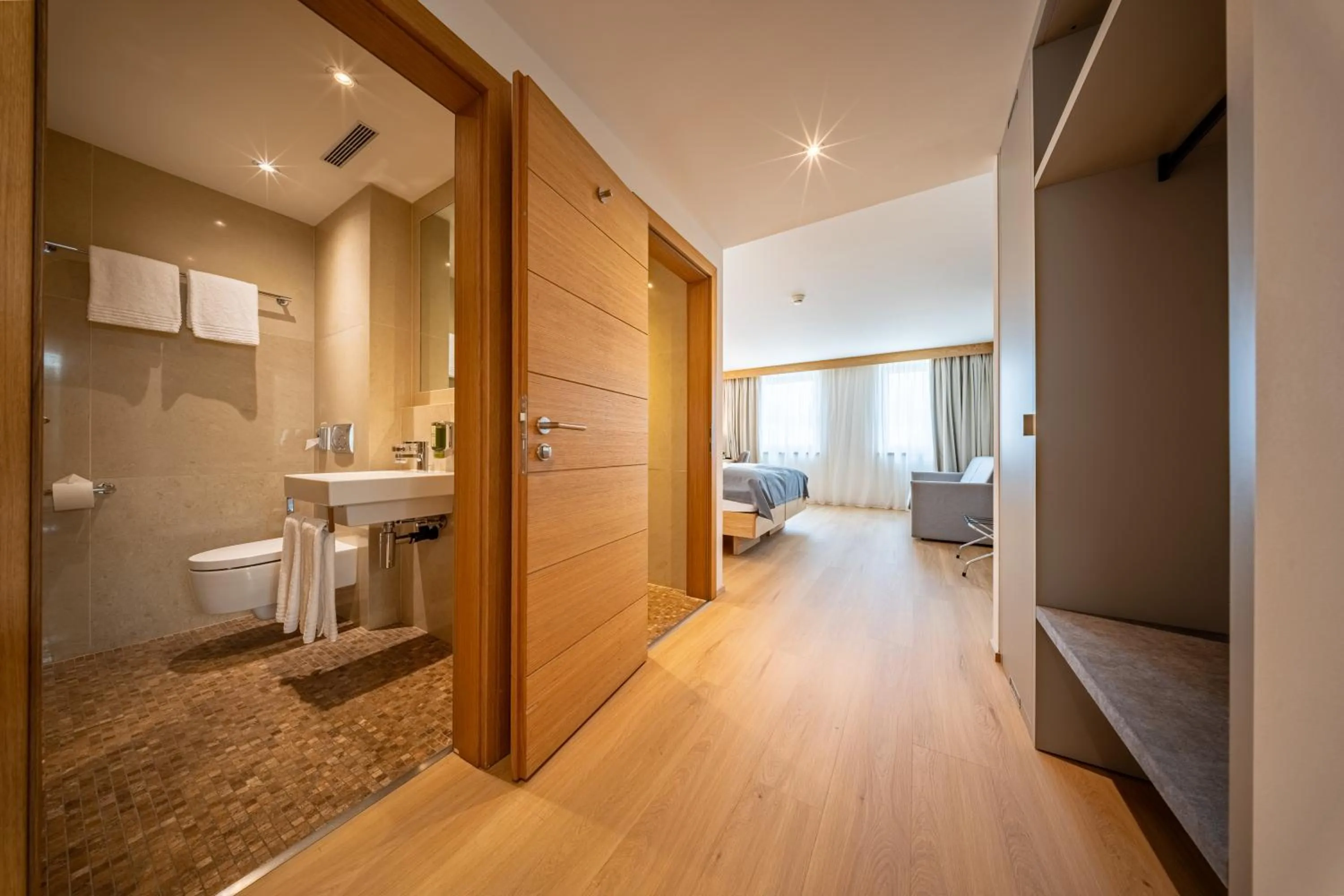 Shower in Hotel Piz St. Moritz