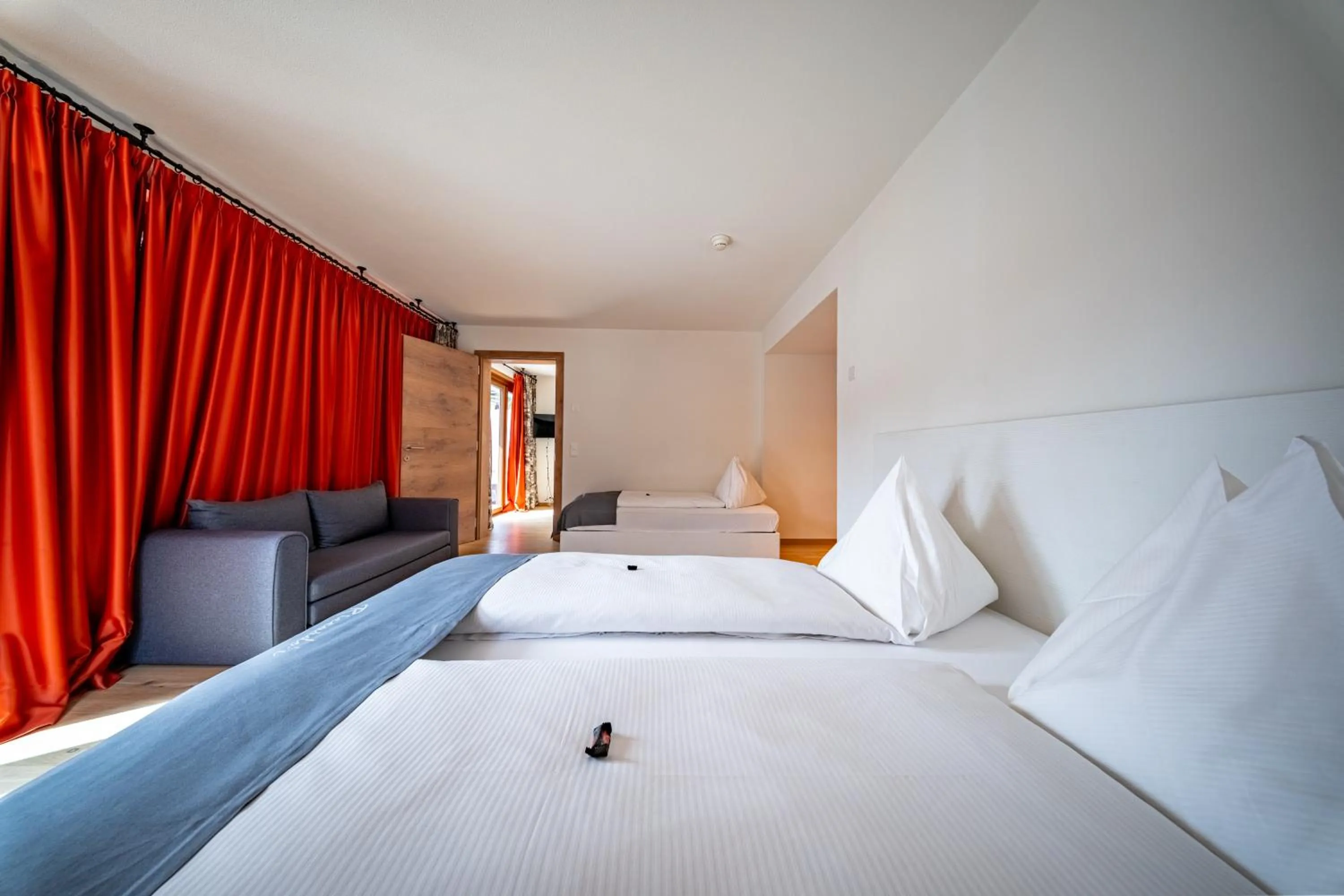 Bedroom, Bed in Hotel Piz St. Moritz