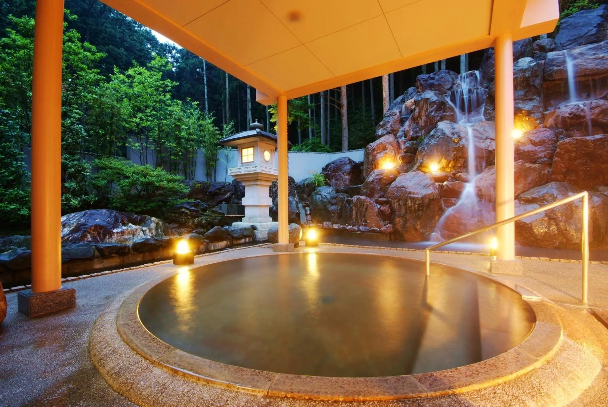 Public Bath in Syoenso Hotsugawatei