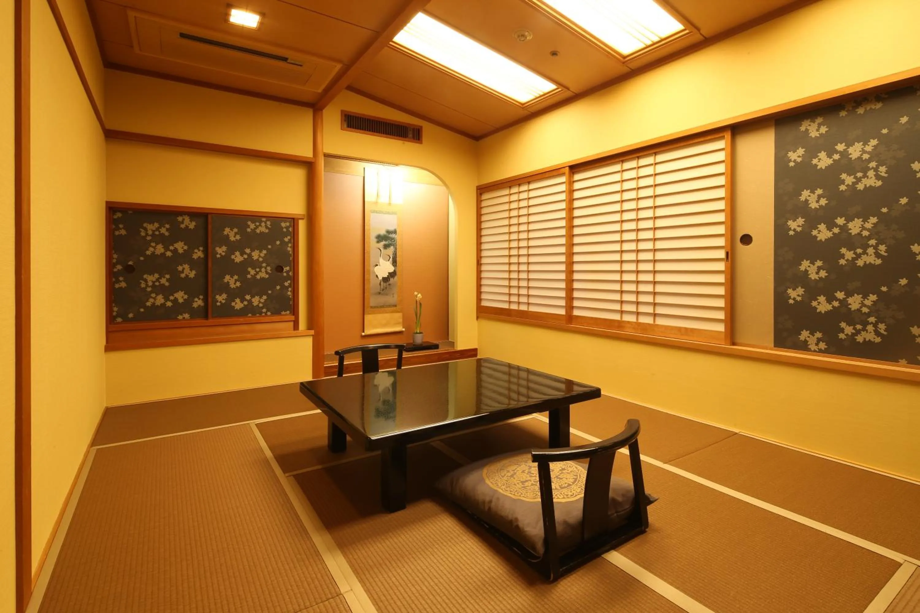 Twin Room with Bathroom in Shoenso Hozugawatei