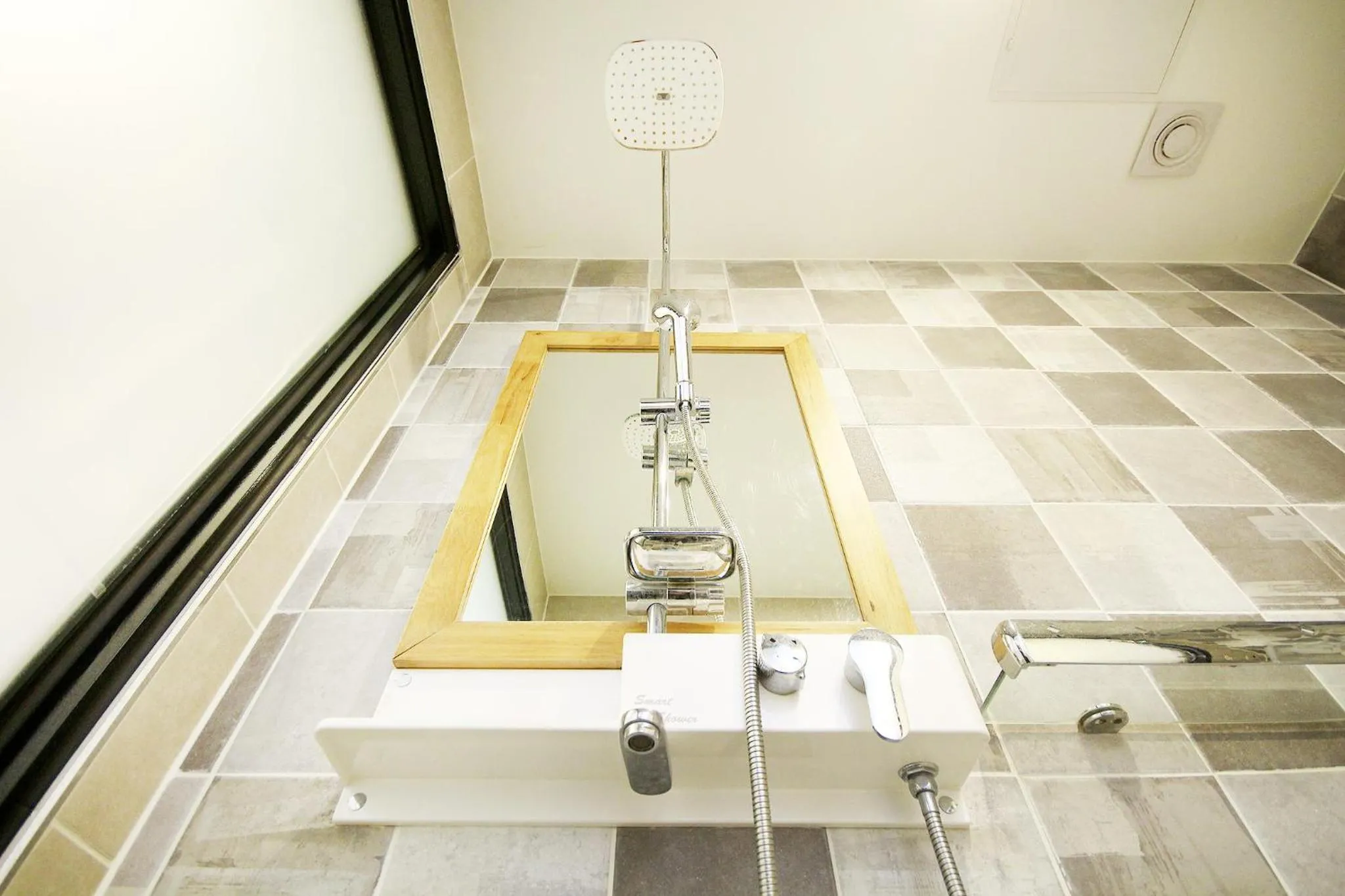 No.1 New Yorker Hotel