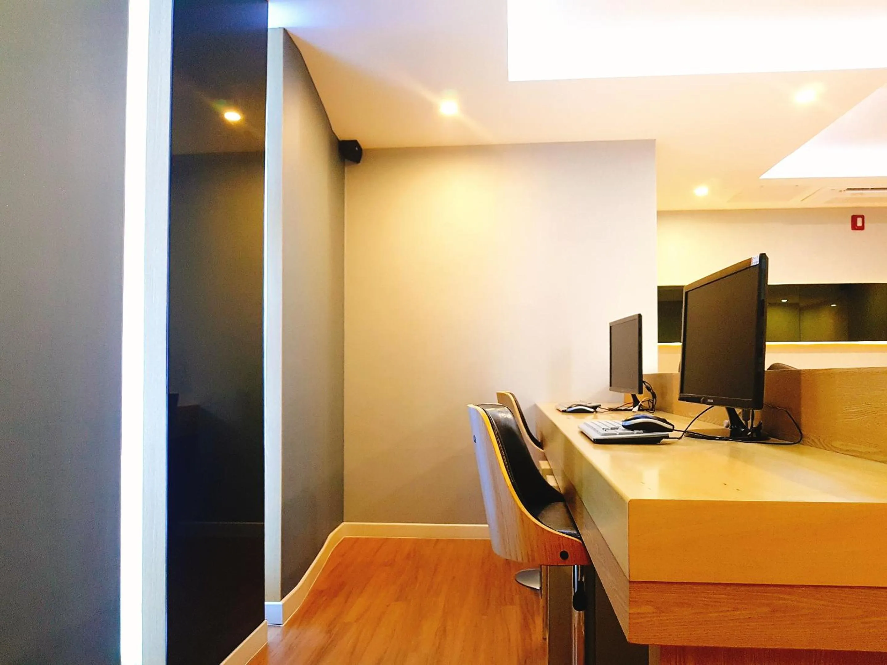 No.1 New Yorker Hotel