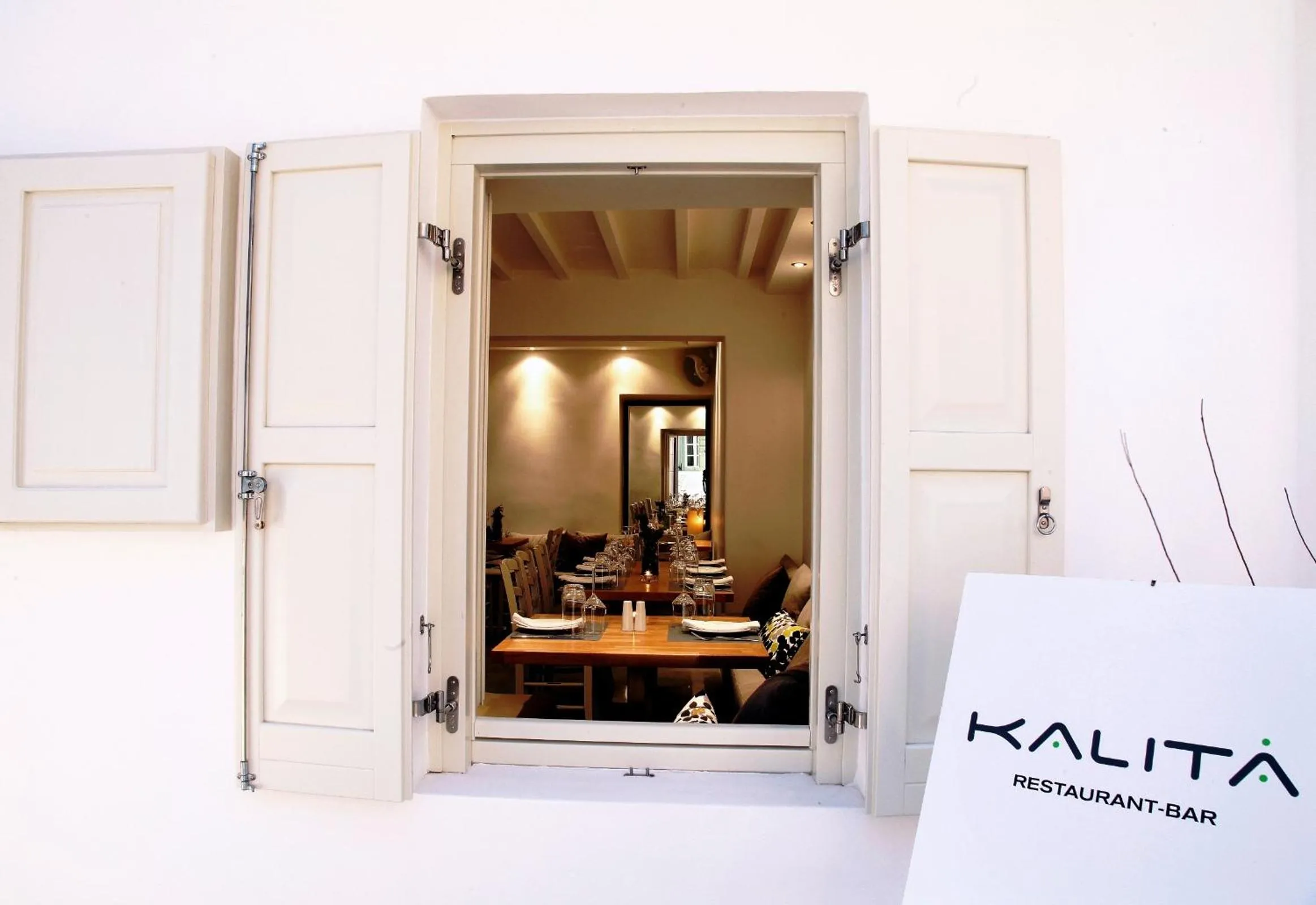 Restaurant/places to eat in Fresh Boutique Hotel