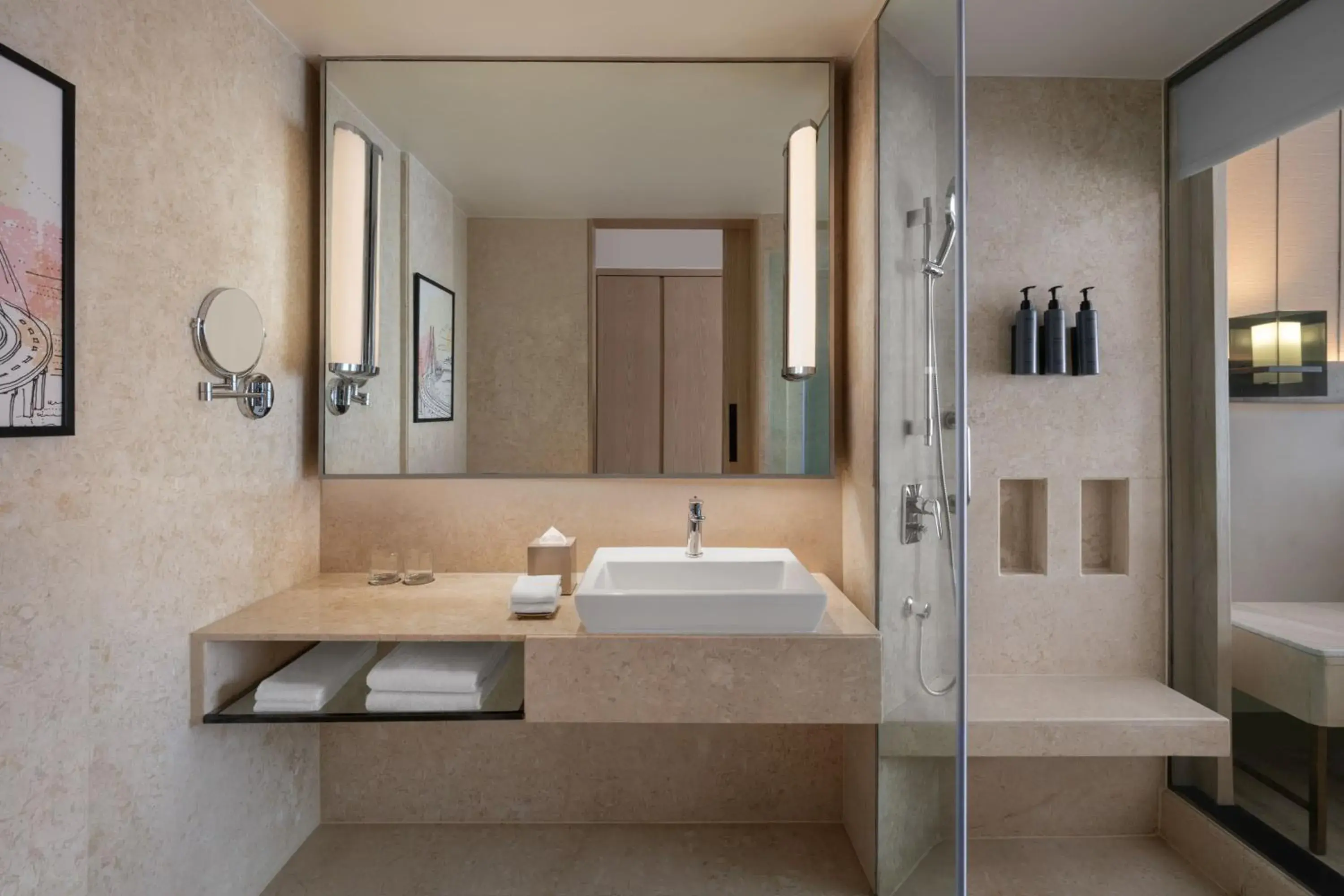 Executive King Room with Executive Lounge Access - 15% off on Spa and 20% off on Laundry in Courtyard by Marriott Mumbai International Airport Executive King Room with Executive Lounge Access - 15% off on Spa and 20% off on Laundry in Courtyard by Marriott Mumbai International Airport