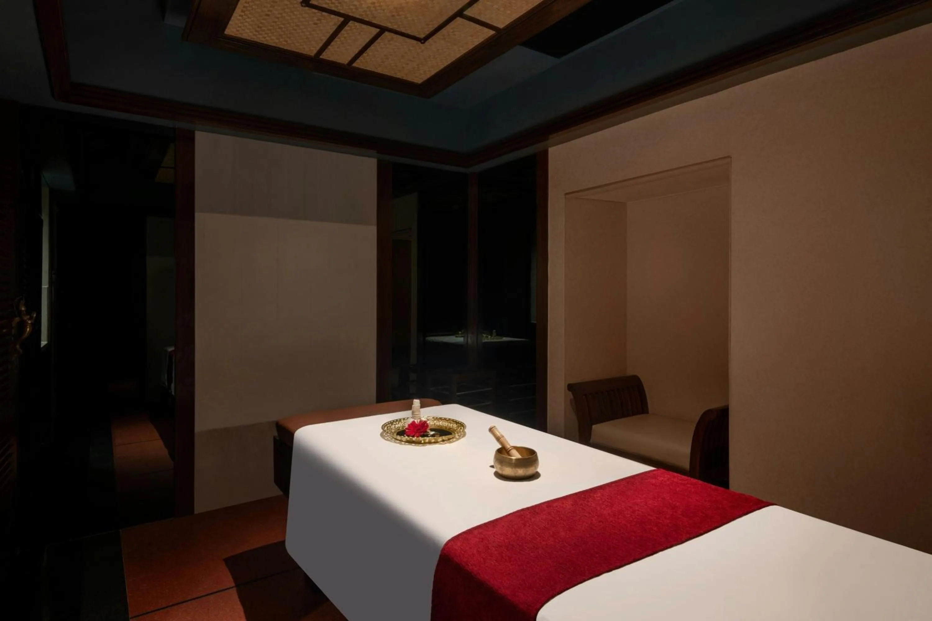 Spa and wellness centre/facilities, Bed in Courtyard by Marriott Mumbai International Airport