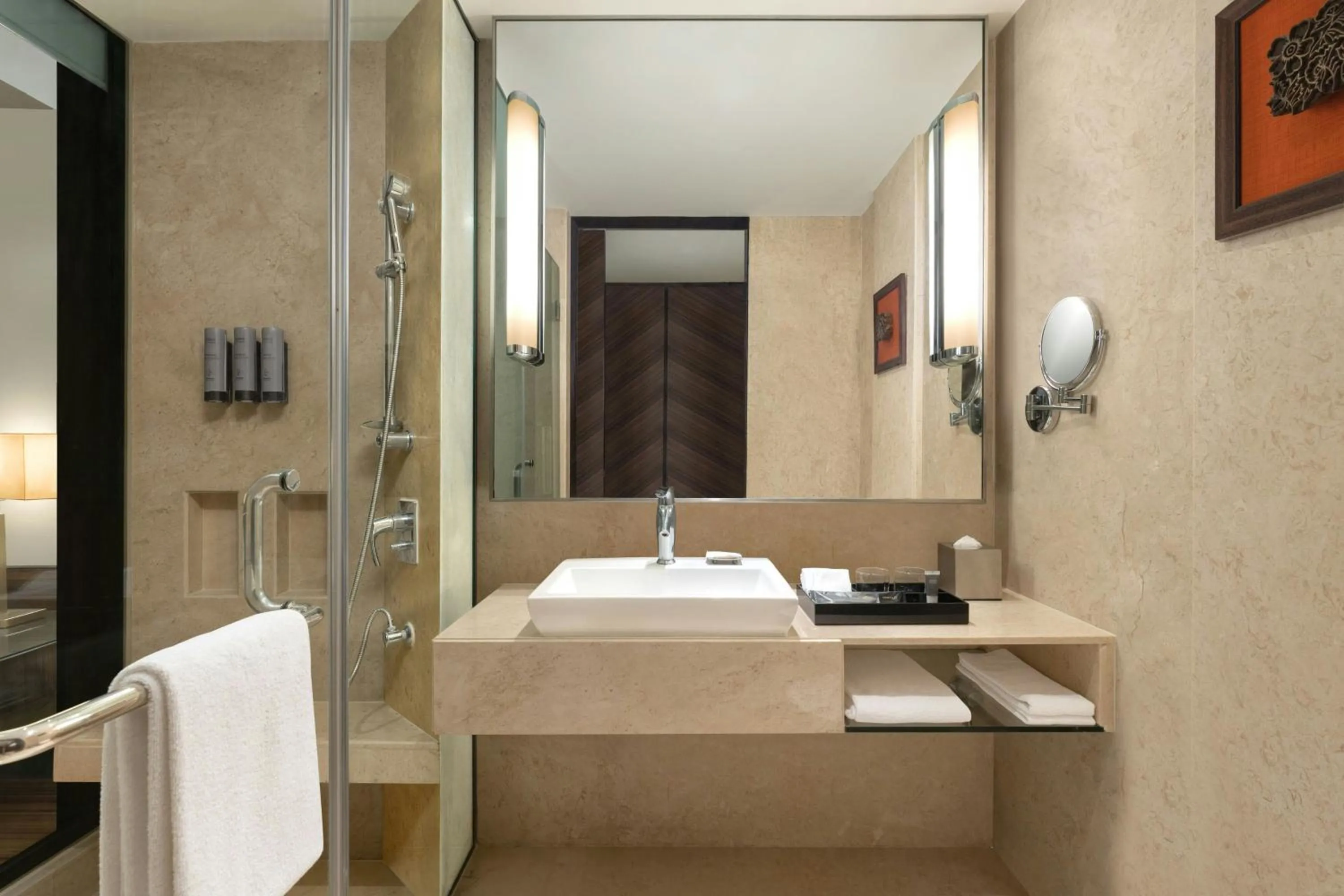 Bathroom in Courtyard by Marriott Mumbai International Airport
