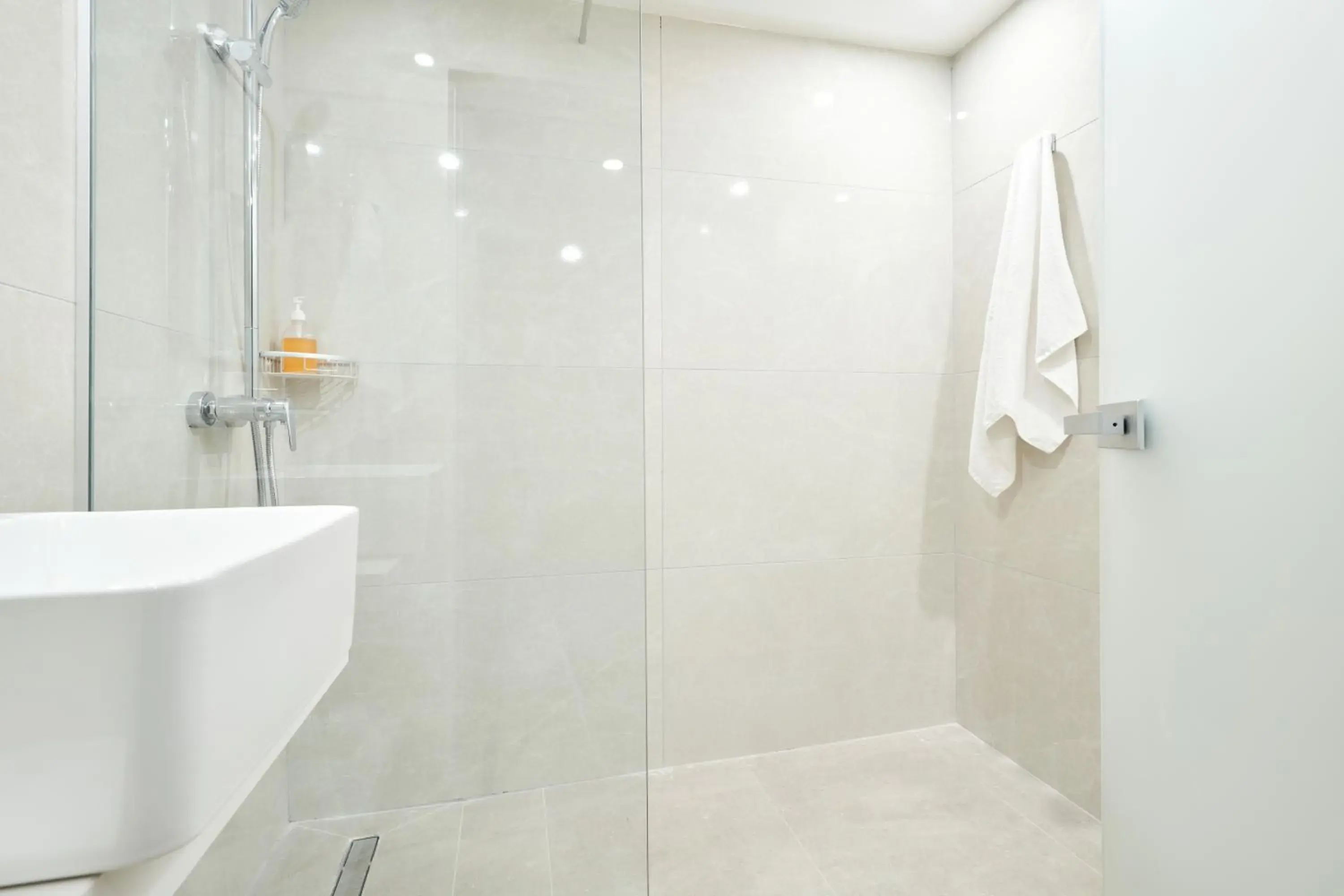 Bathroom in Eleni Holiday Resort Bathroom in Eleni Holiday Resort