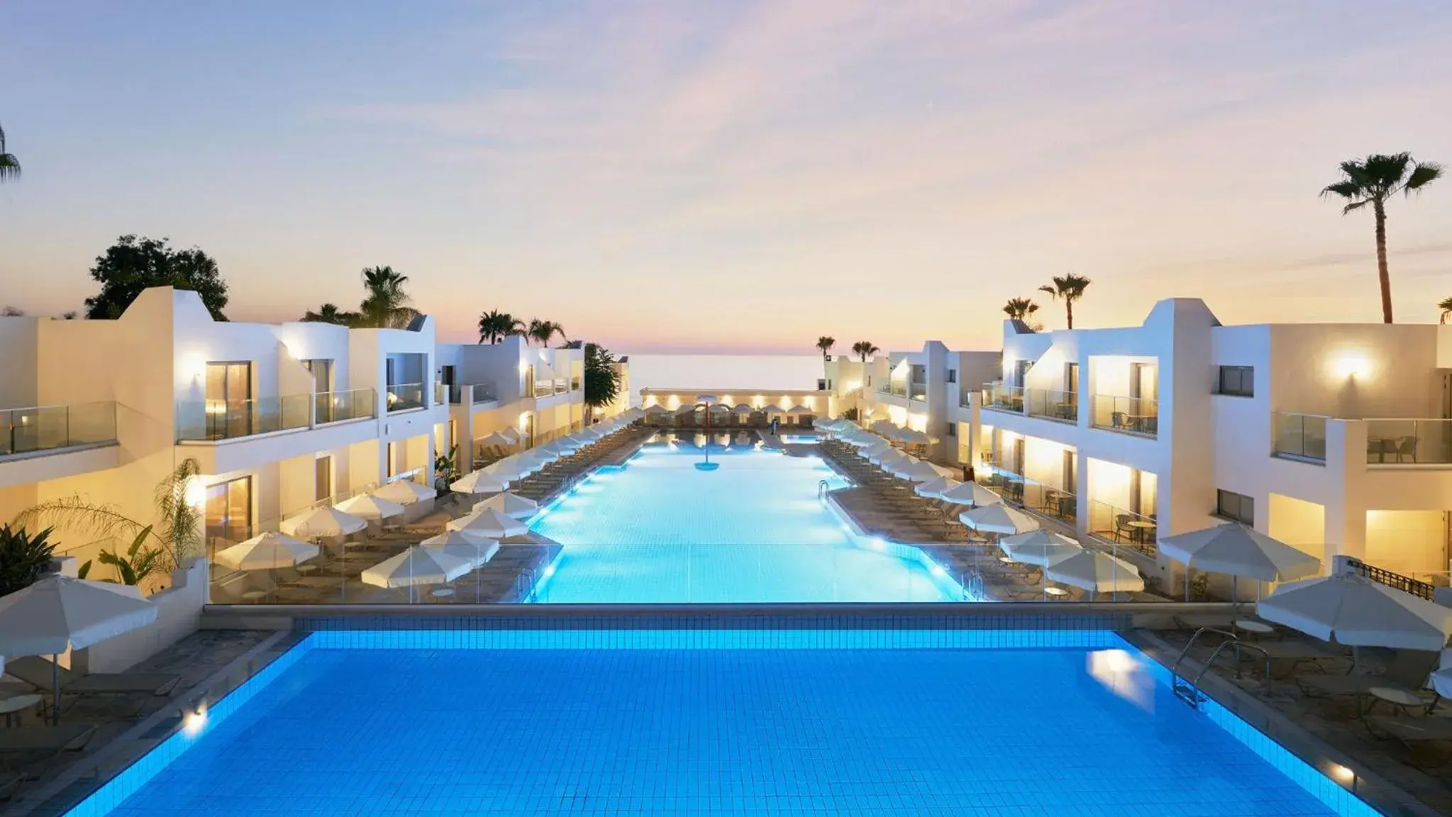 Swimming pool in Eleni Holiday Resort Swimming pool in Eleni Holiday Resort