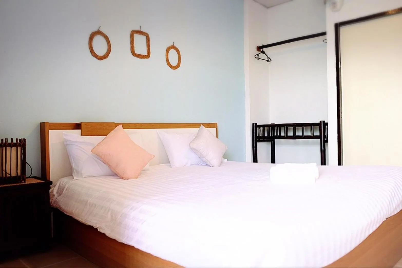 Bed in Yen Aura Boutique Hotel