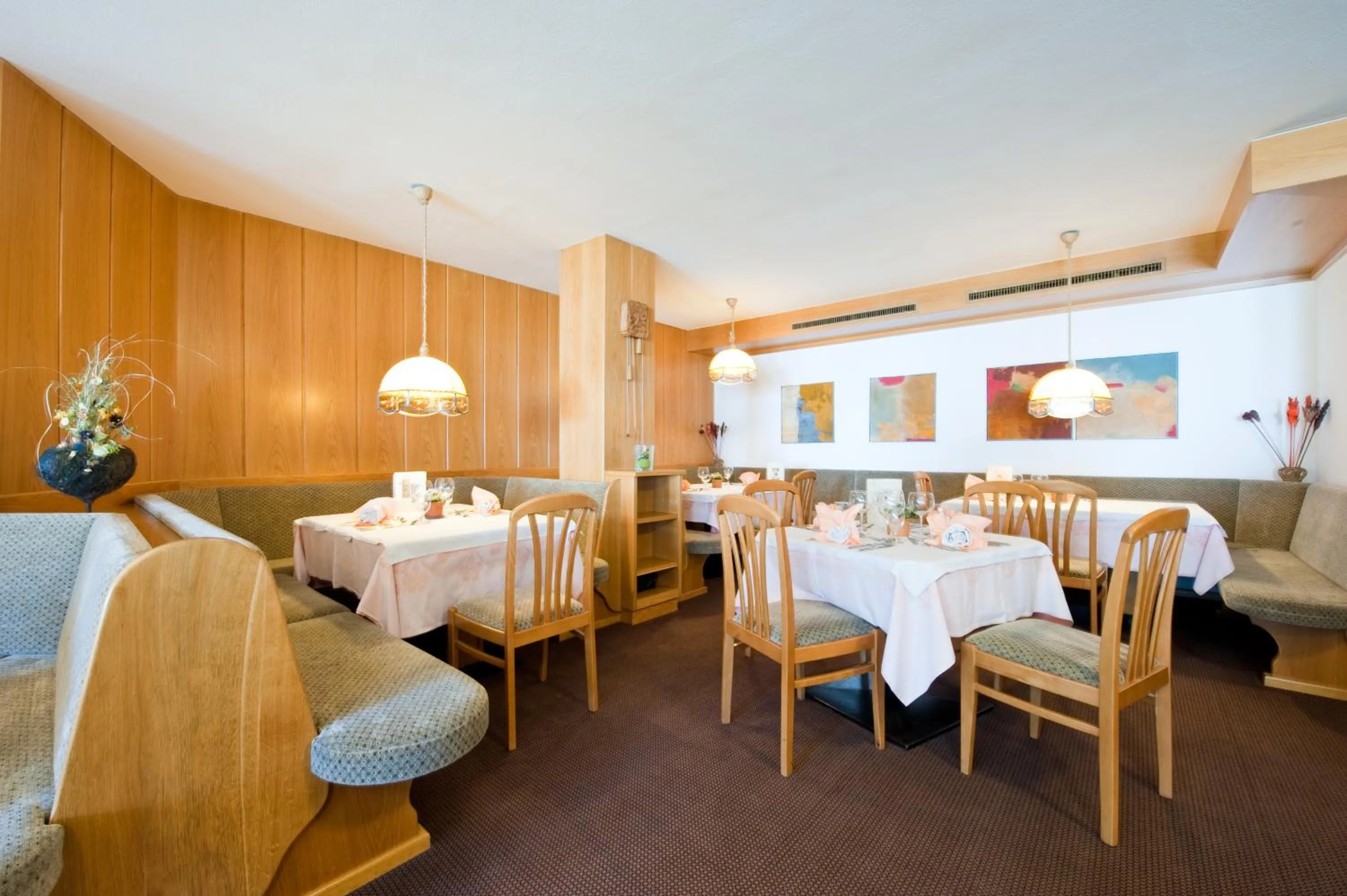 Restaurant/places to eat in Kreativ Hotel Landhaus Schweigl