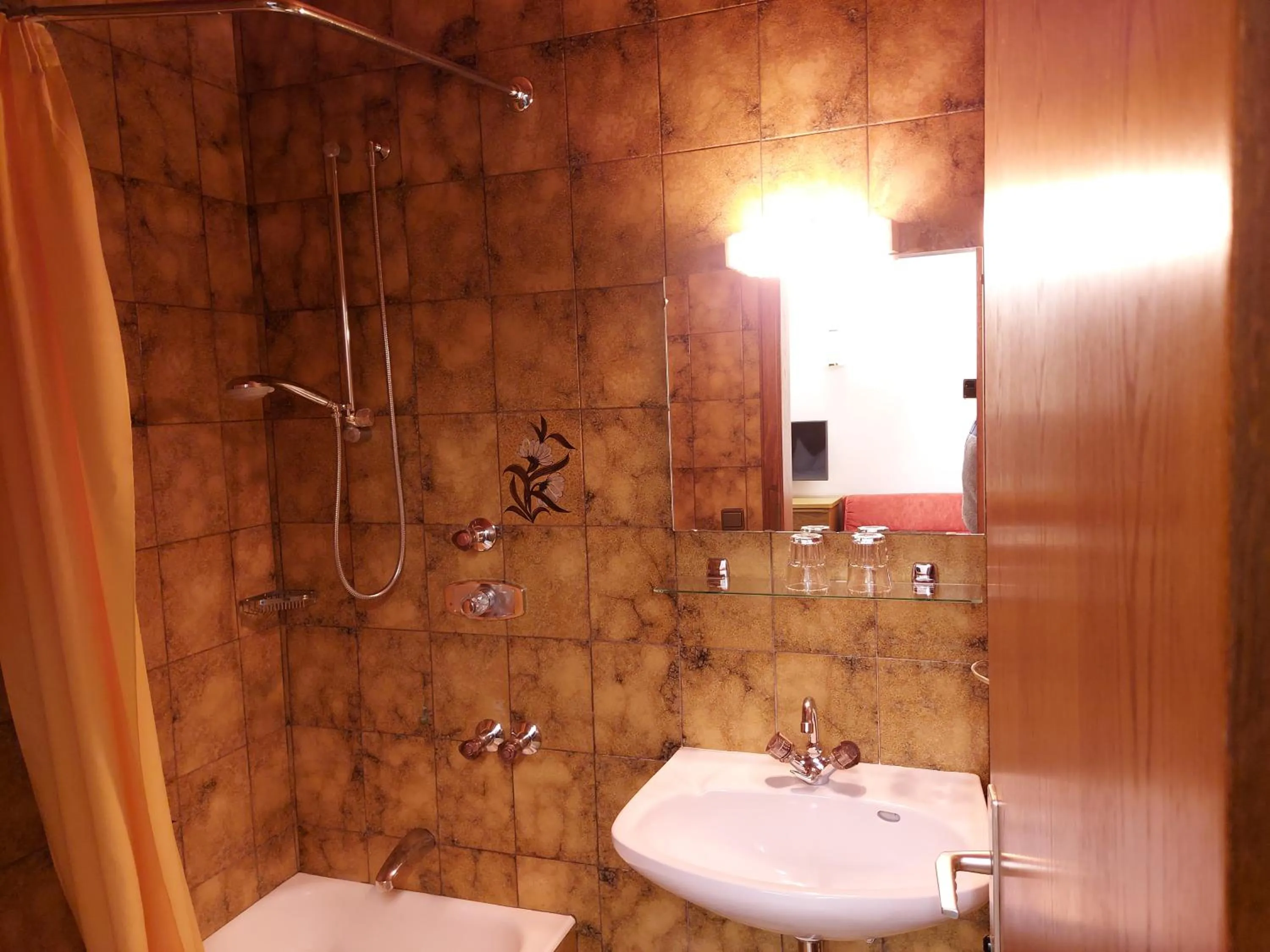 Bathroom in Hotel Schuster