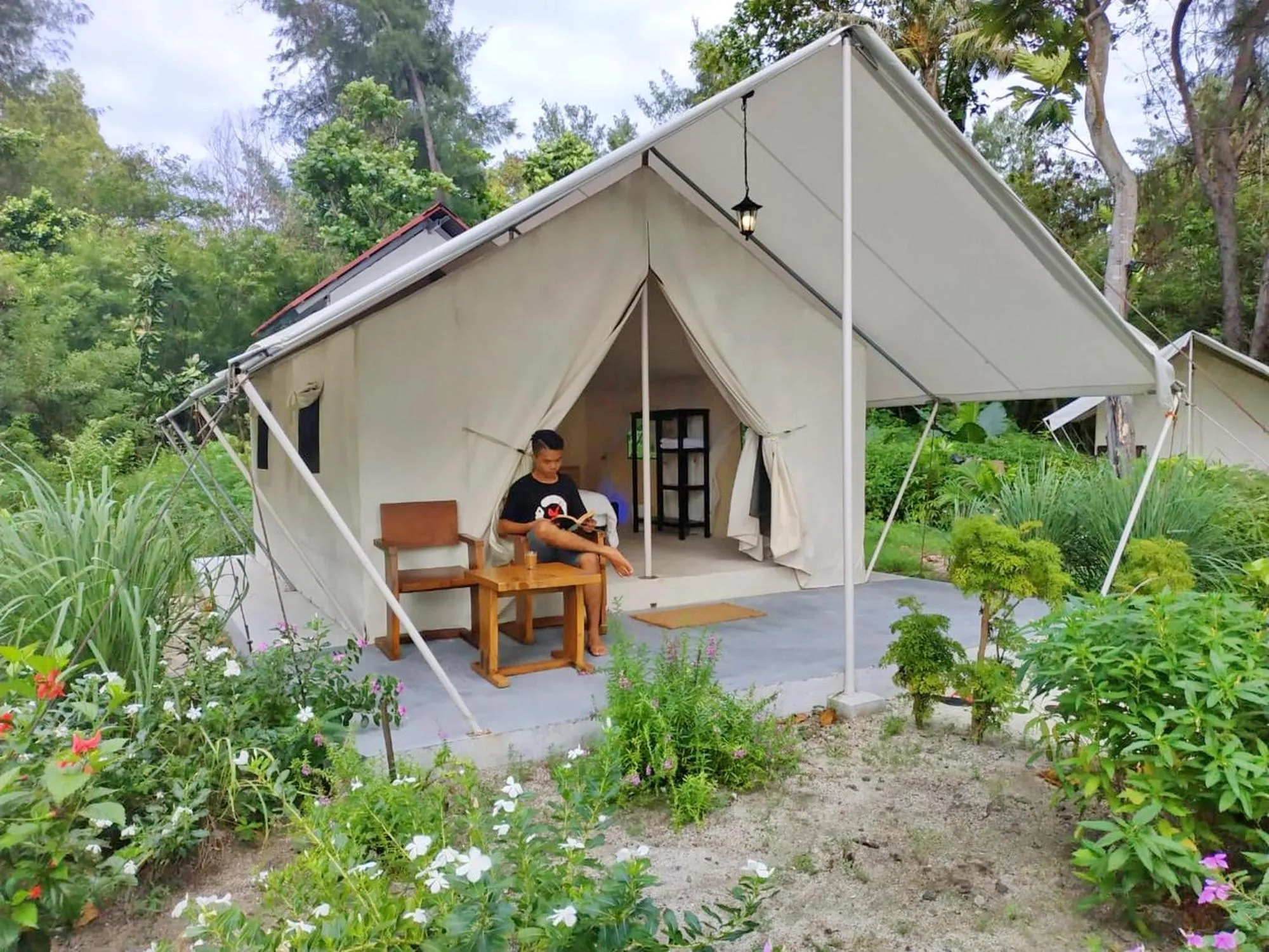 Photo of the whole room in Seribu Resort Thousand Island