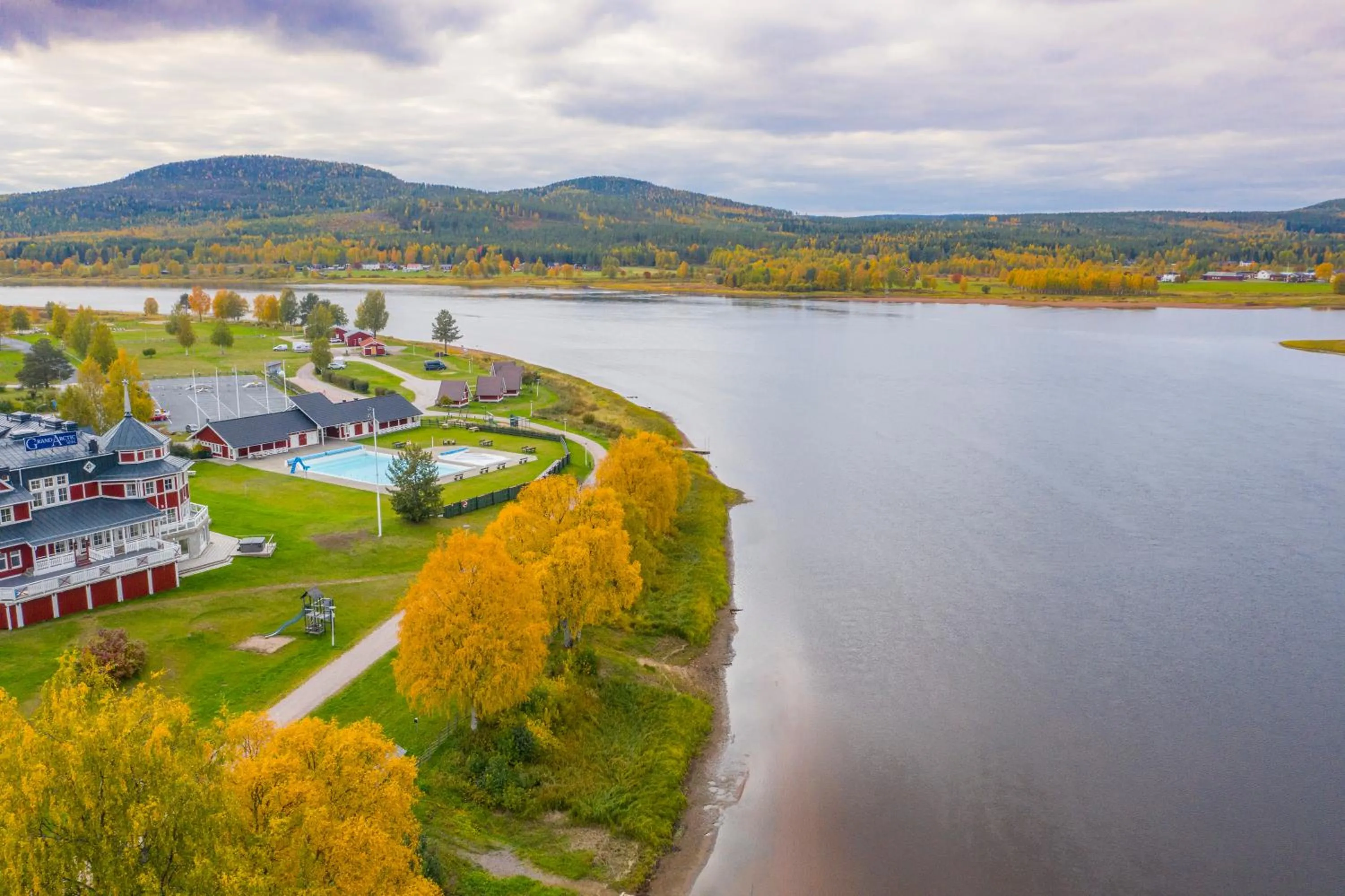 Property building in Grand Arctic Resort