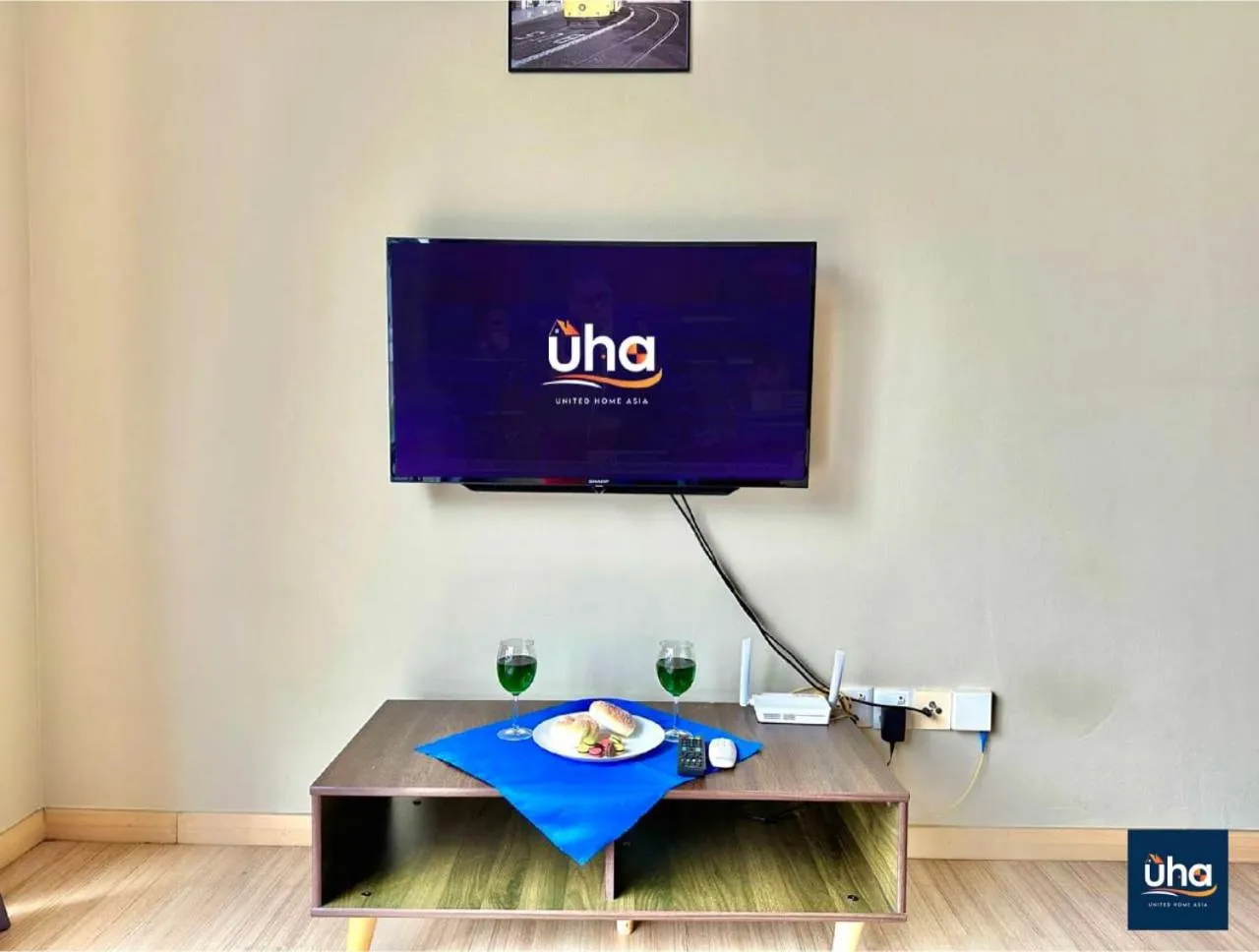 Property logo or sign in Cube 8 Teens Taman Mount Austin Apartment by UHA