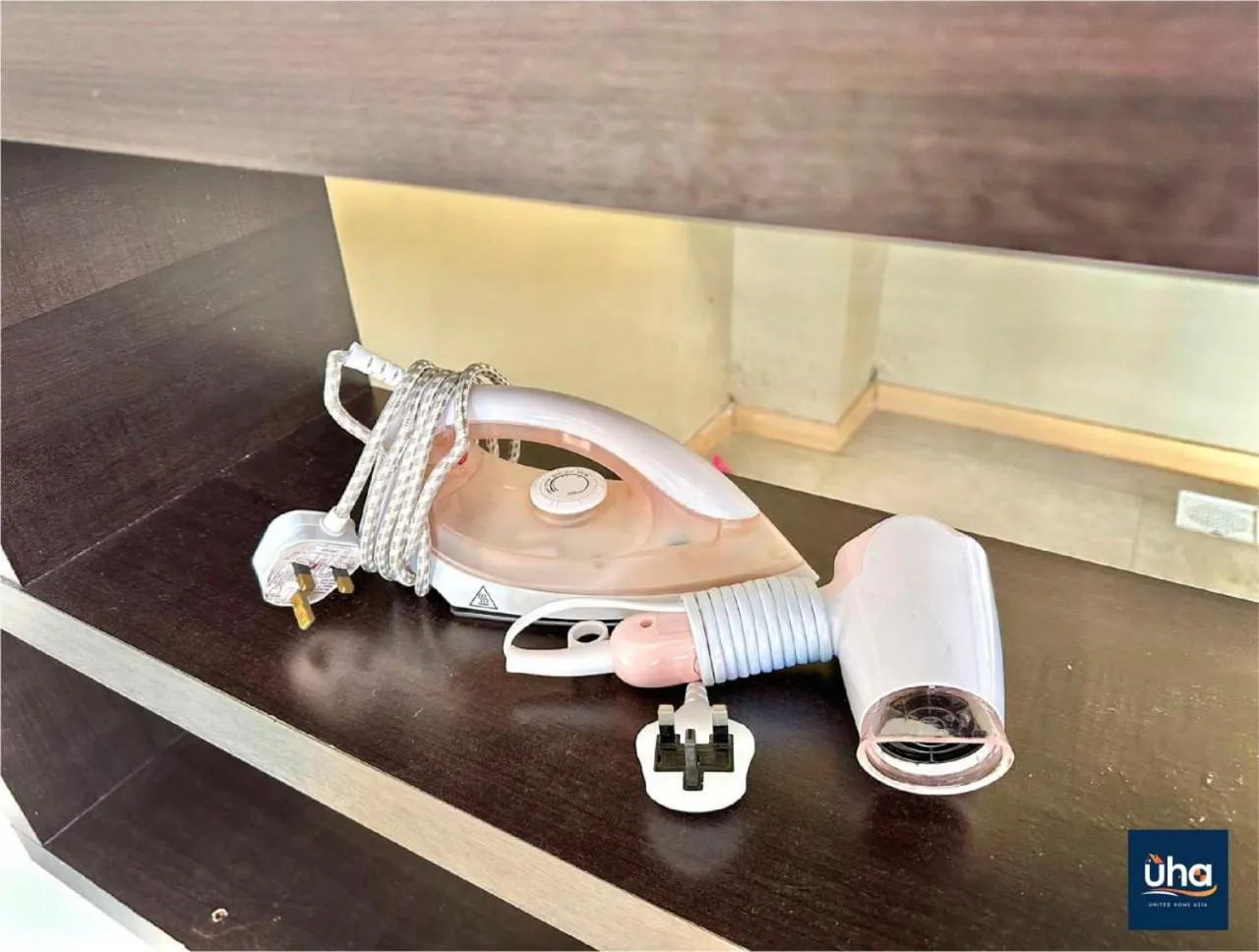 heating in Cube 8 Teens Taman Mount Austin Apartment by UHA