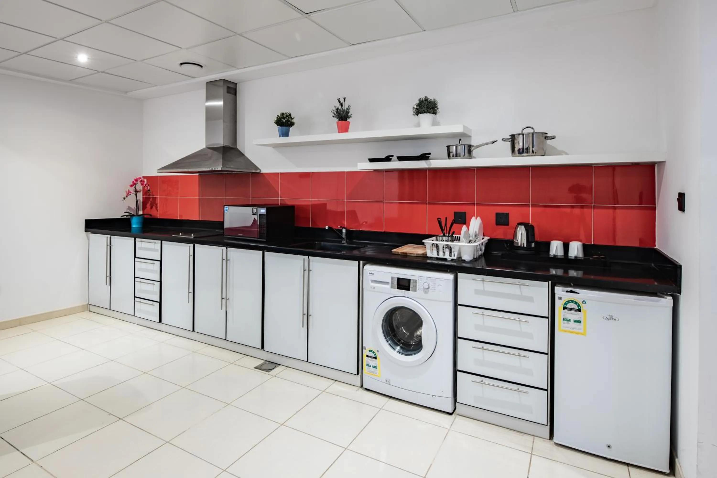 Coffee/tea facilities in Radisson Hotel & Apartments Dammam Industrial City