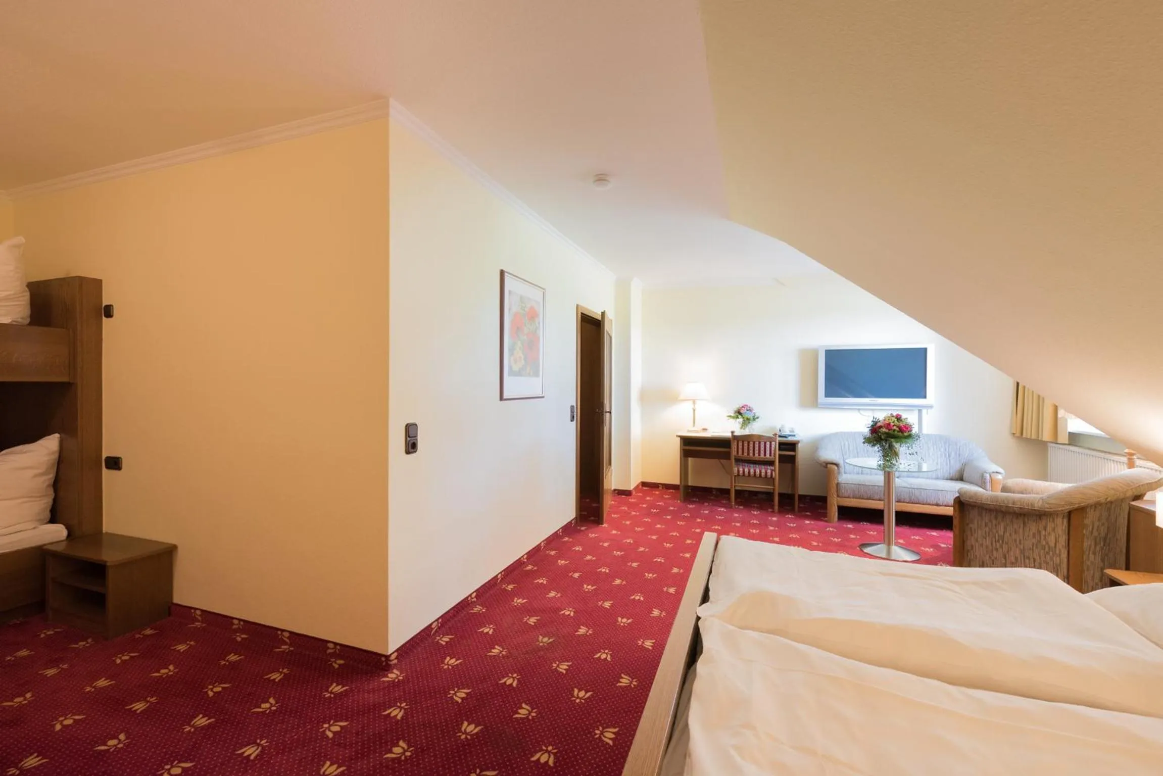 Photo of the whole room in Hotel Röhrs