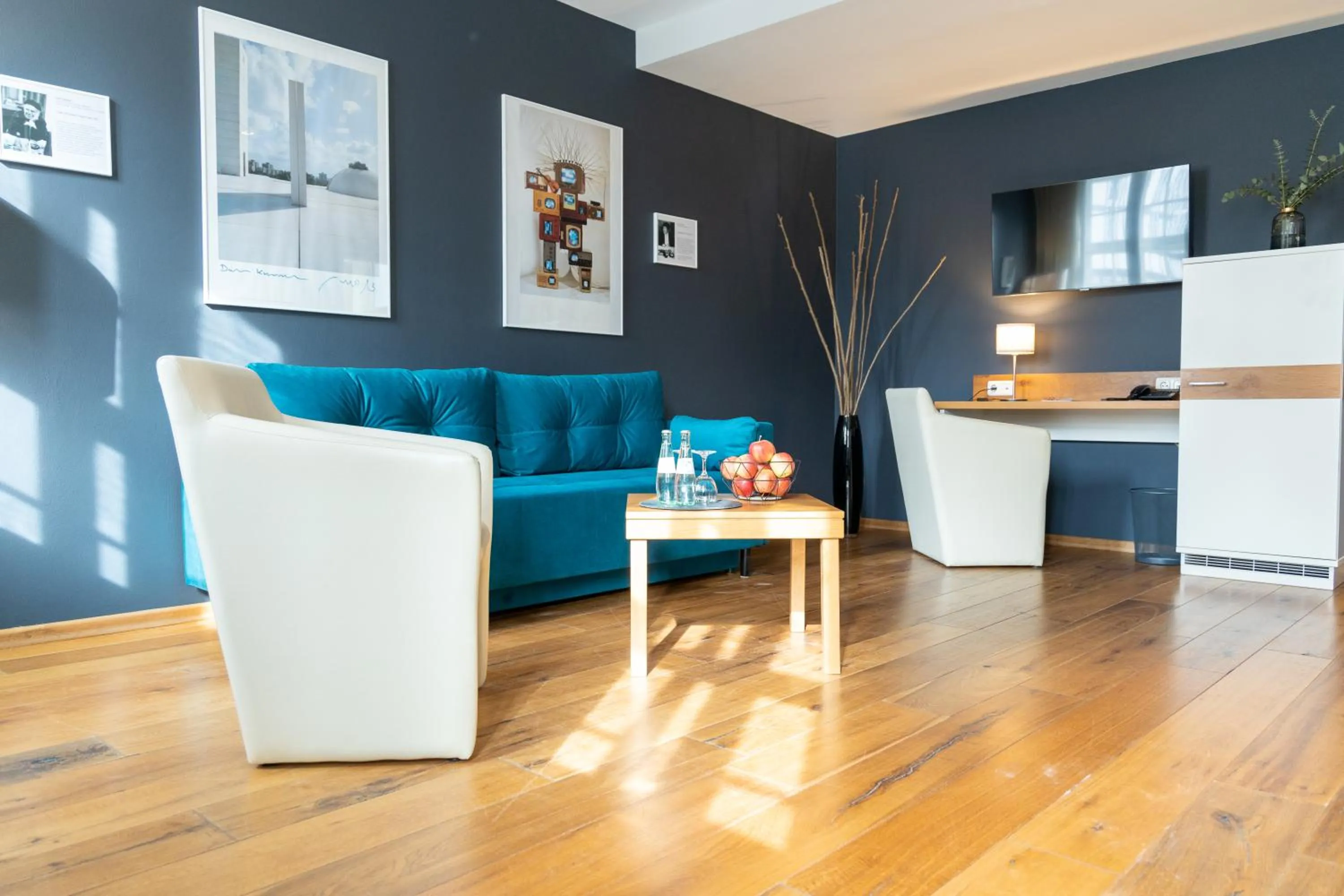 Seating area in Schiefer Suite Hotel & Apartments