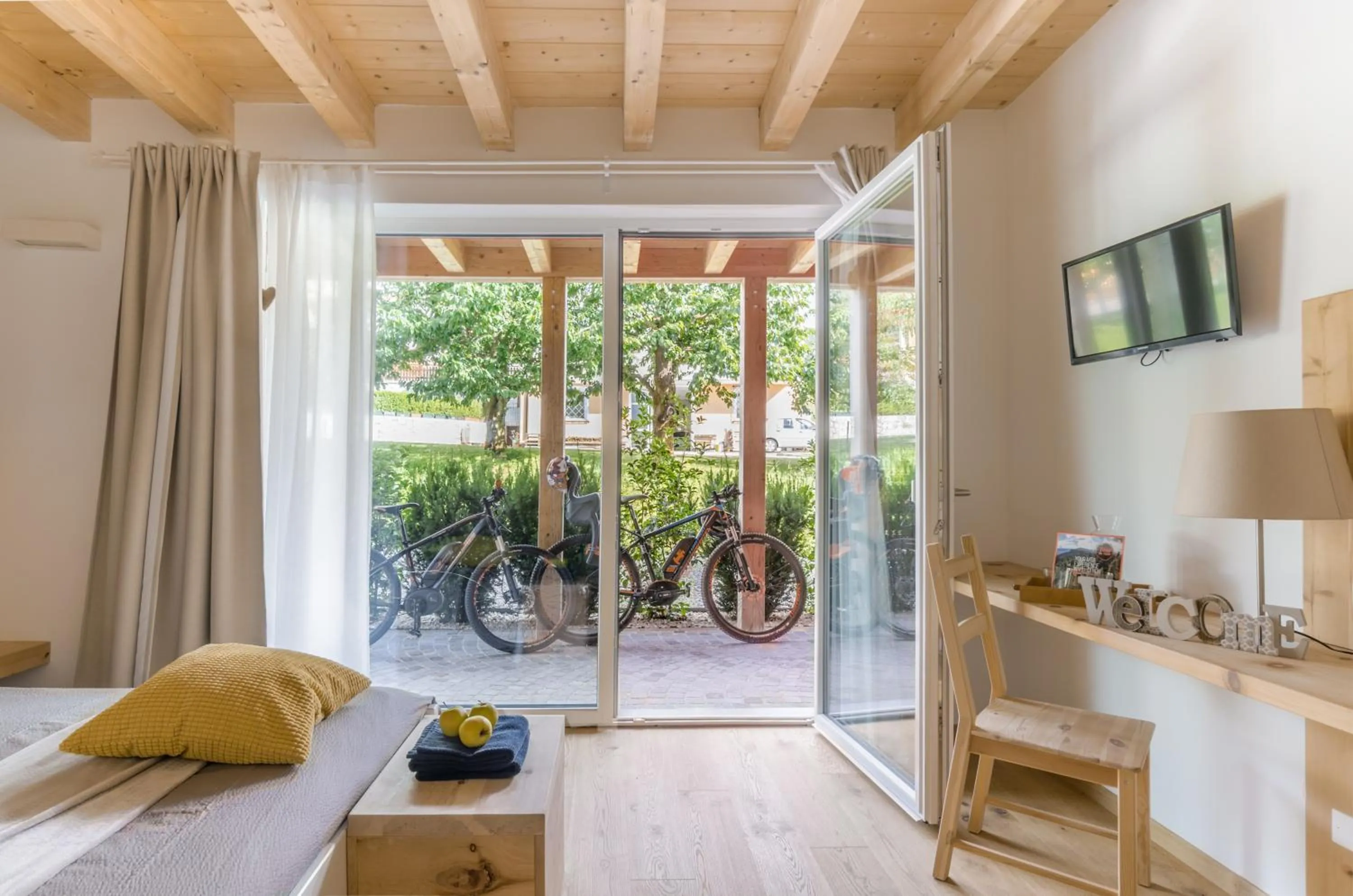 Patio, Bed in B&B Lupo