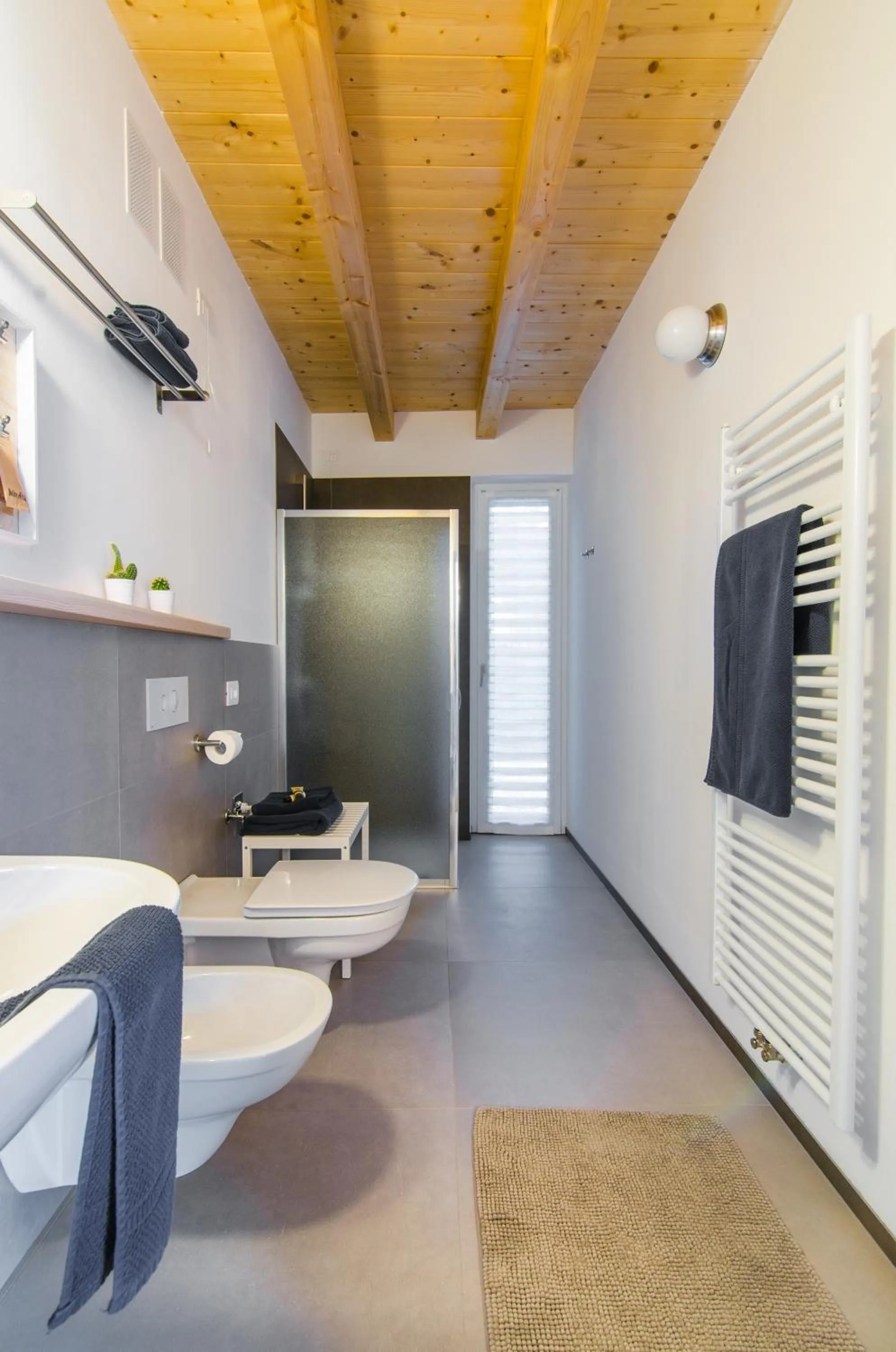 Shower in B&B Lupo