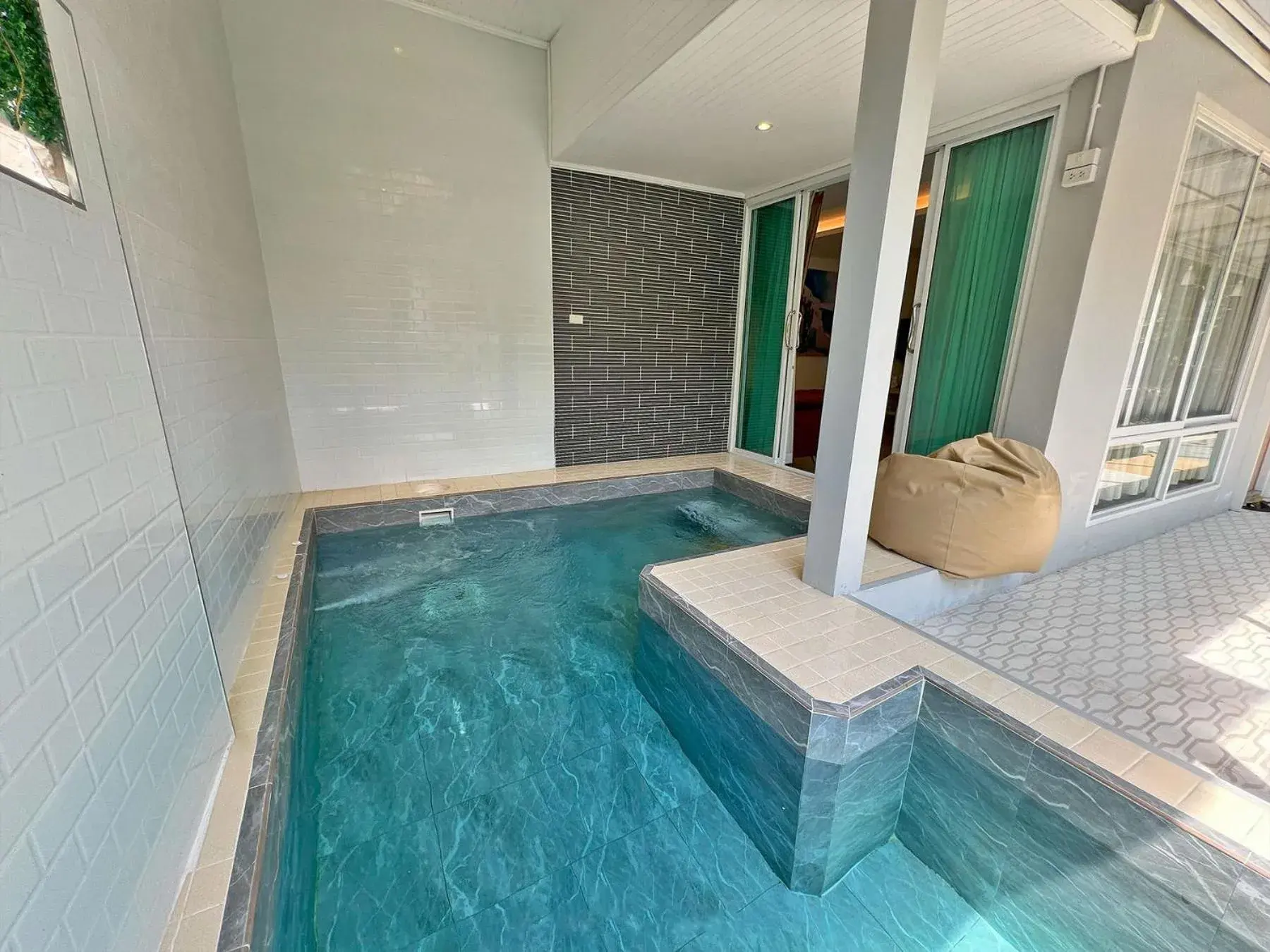 Pool view in Phuiyara Resort Pool view in Phuiyara Resort