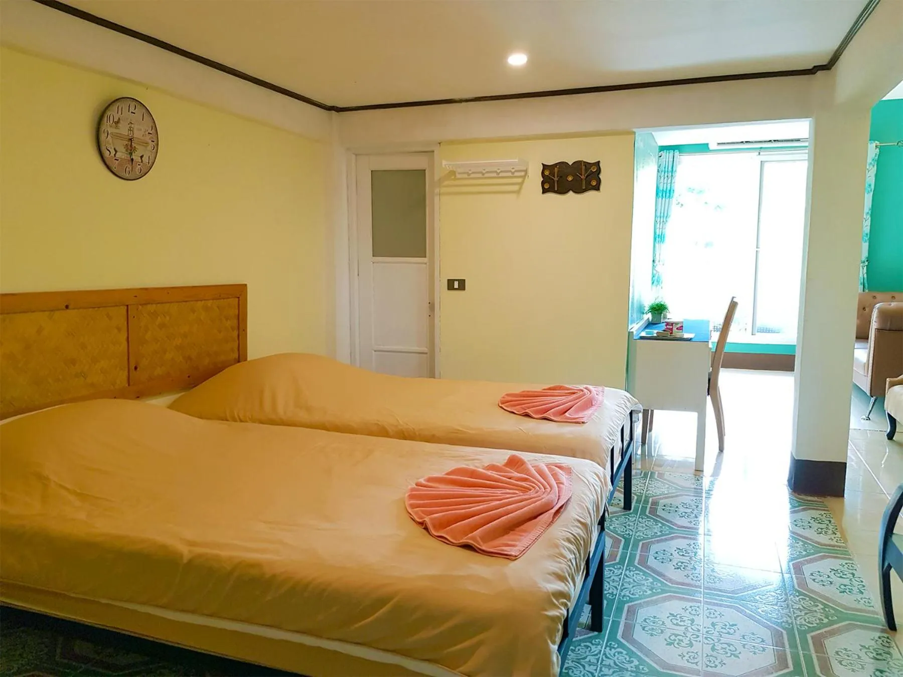 Bed in Phuiyara Resort