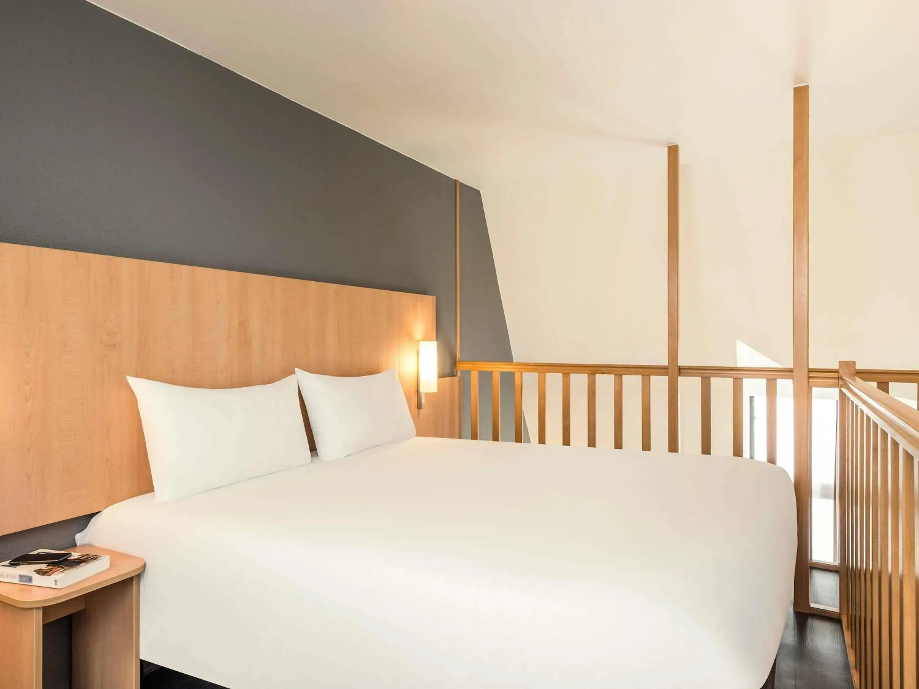 Bedroom, Bed in ibis Paris Bastille Faubourg St Antoine Bedroom, Bed in ibis Paris Bastille Faubourg St Antoine
