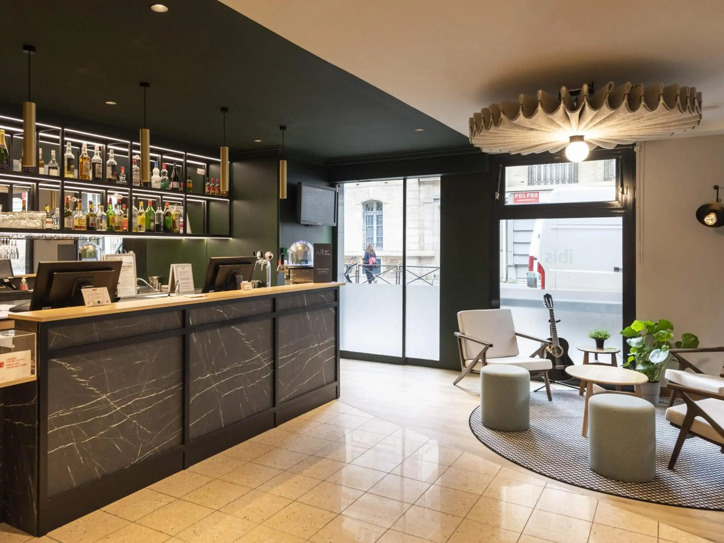 Lounge or bar in ibis Paris Bastille Faubourg St Antoine Lounge or bar in ibis Paris Bastille Faubourg St Antoine