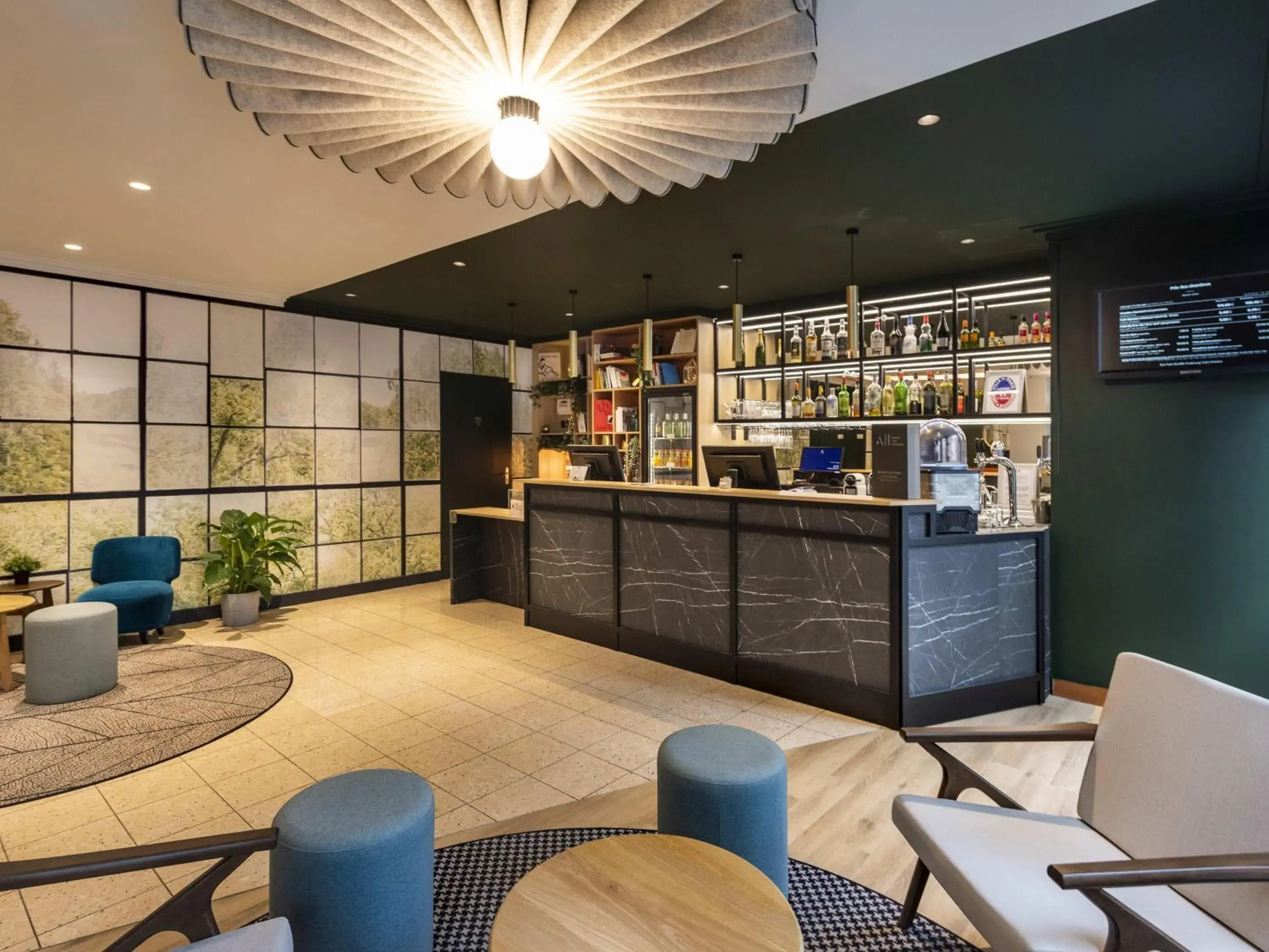 Lounge or bar in ibis Paris Bastille Faubourg St Antoine Lounge or bar in ibis Paris Bastille Faubourg St Antoine