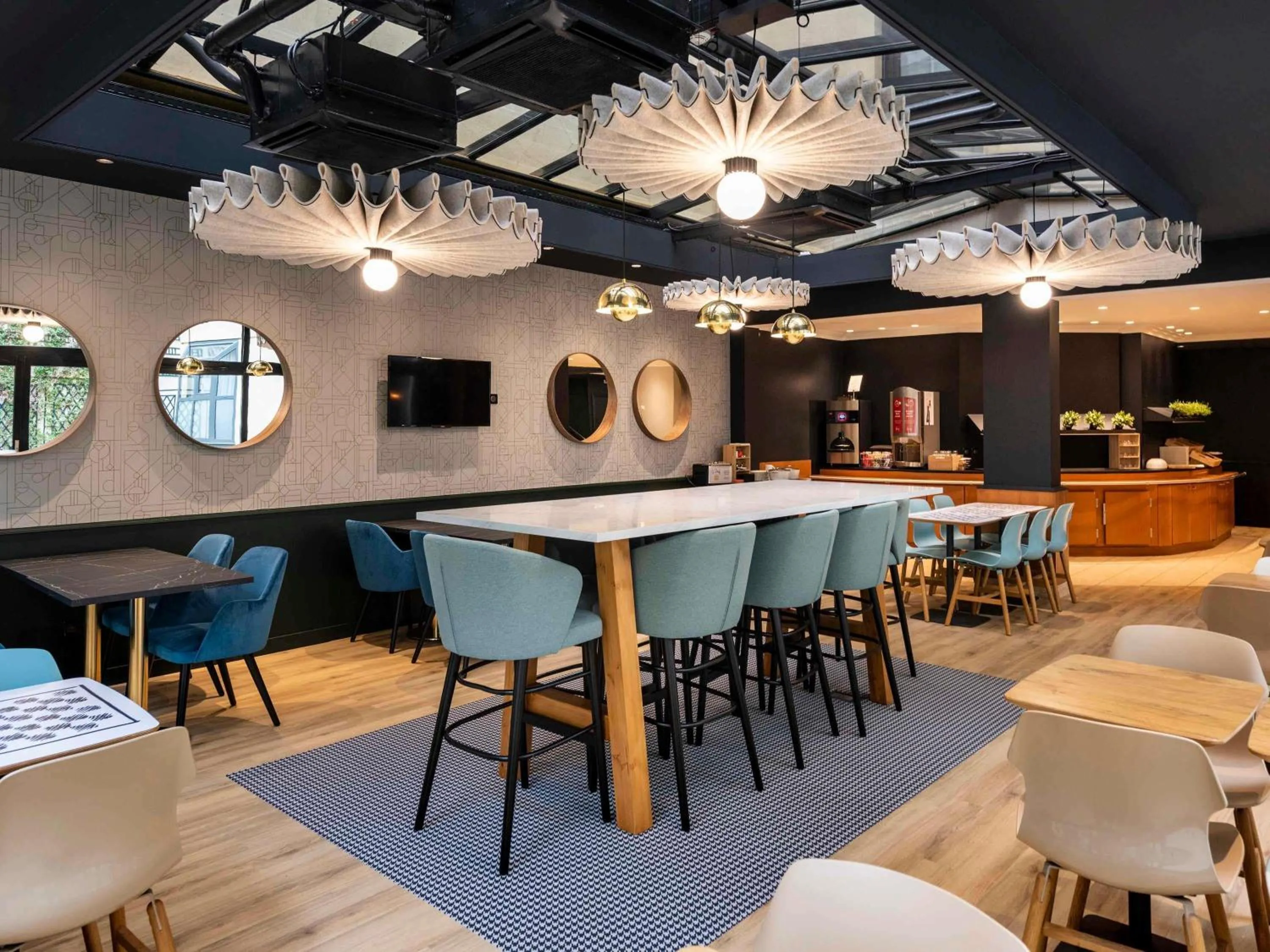 Breakfast in ibis Paris Bastille Faubourg St Antoine