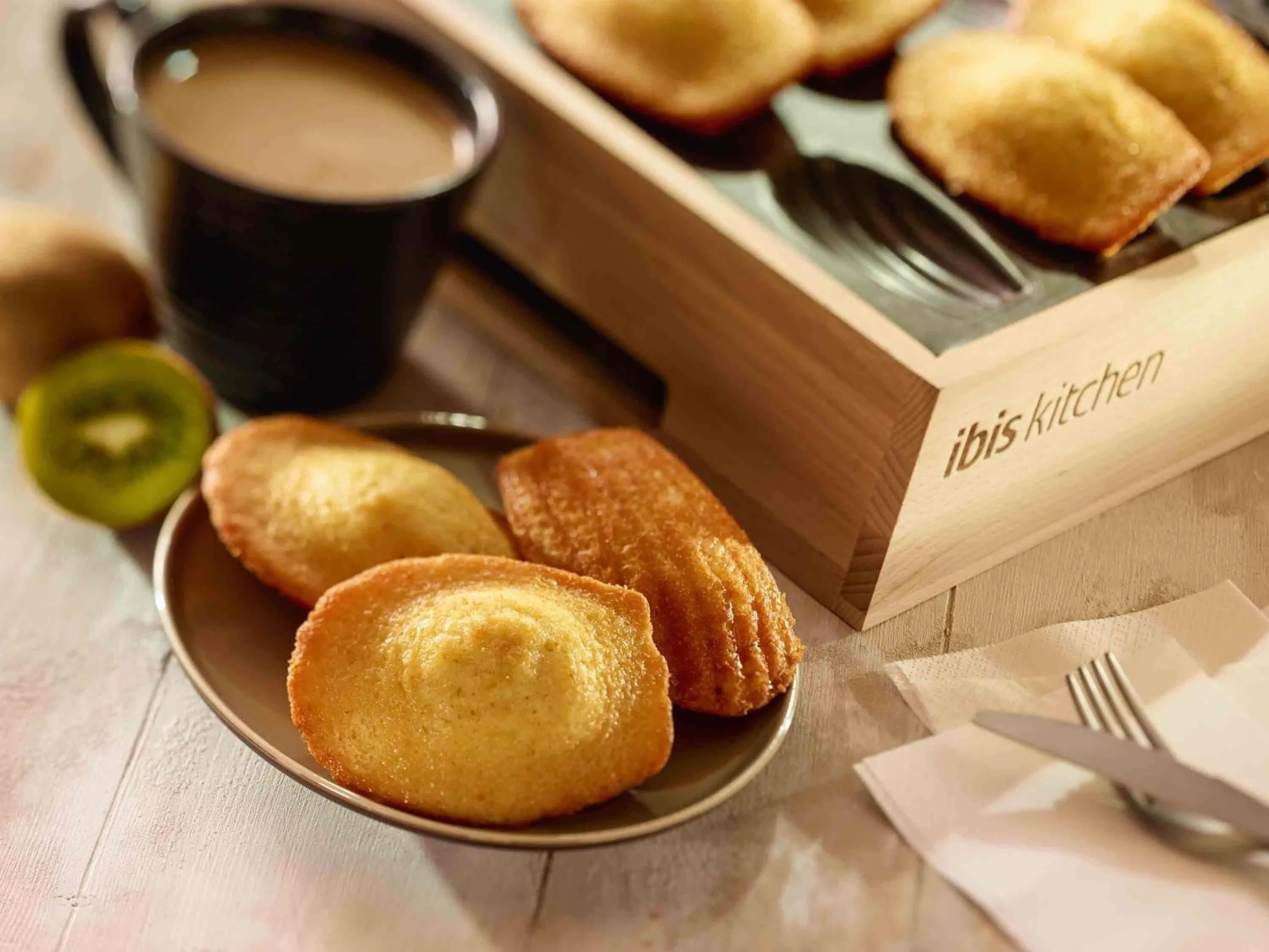 Breakfast in ibis Paris Bastille Faubourg St Antoine