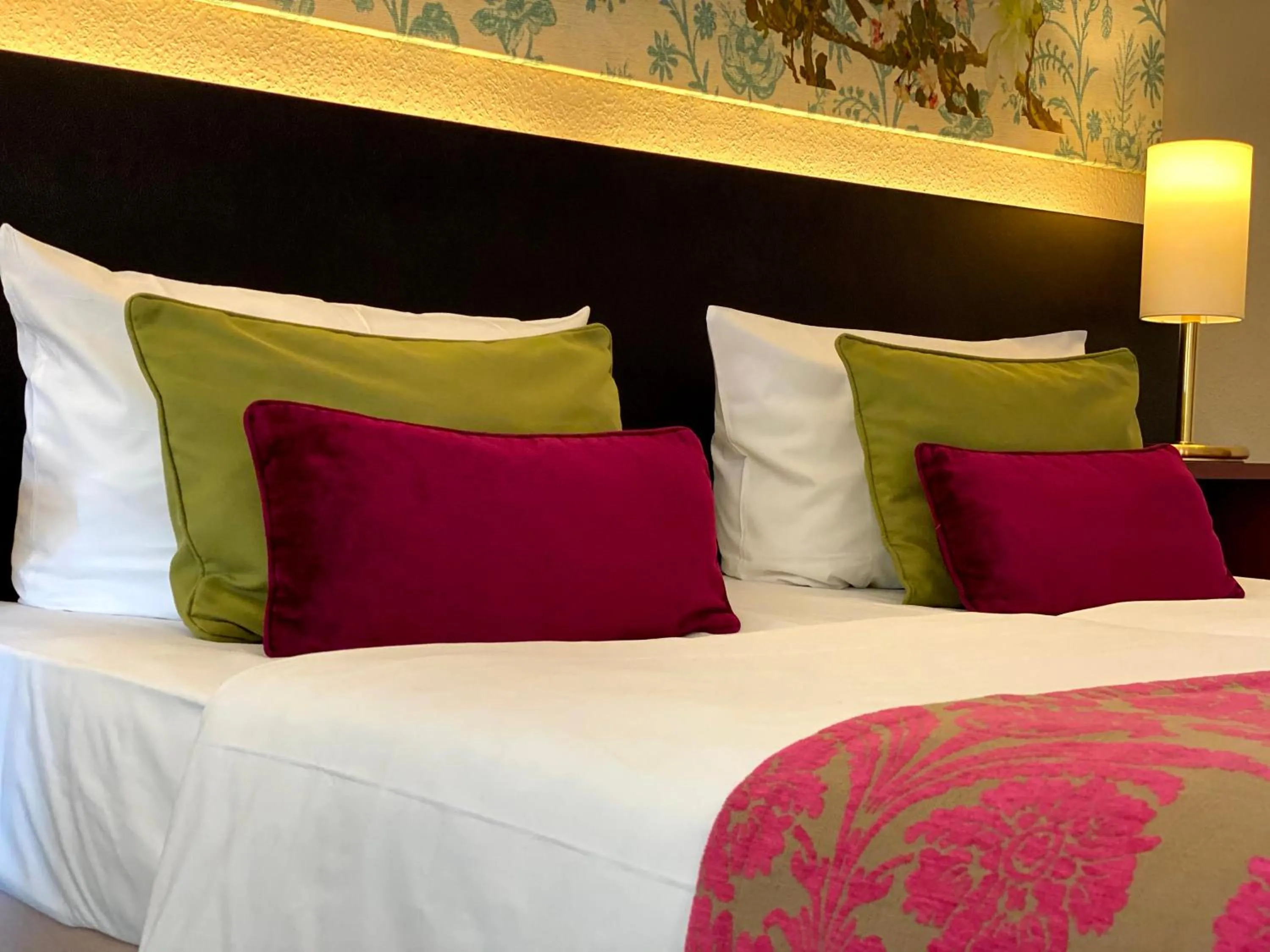 Communal lounge/ TV room, Bed in Hotel Heidegrund