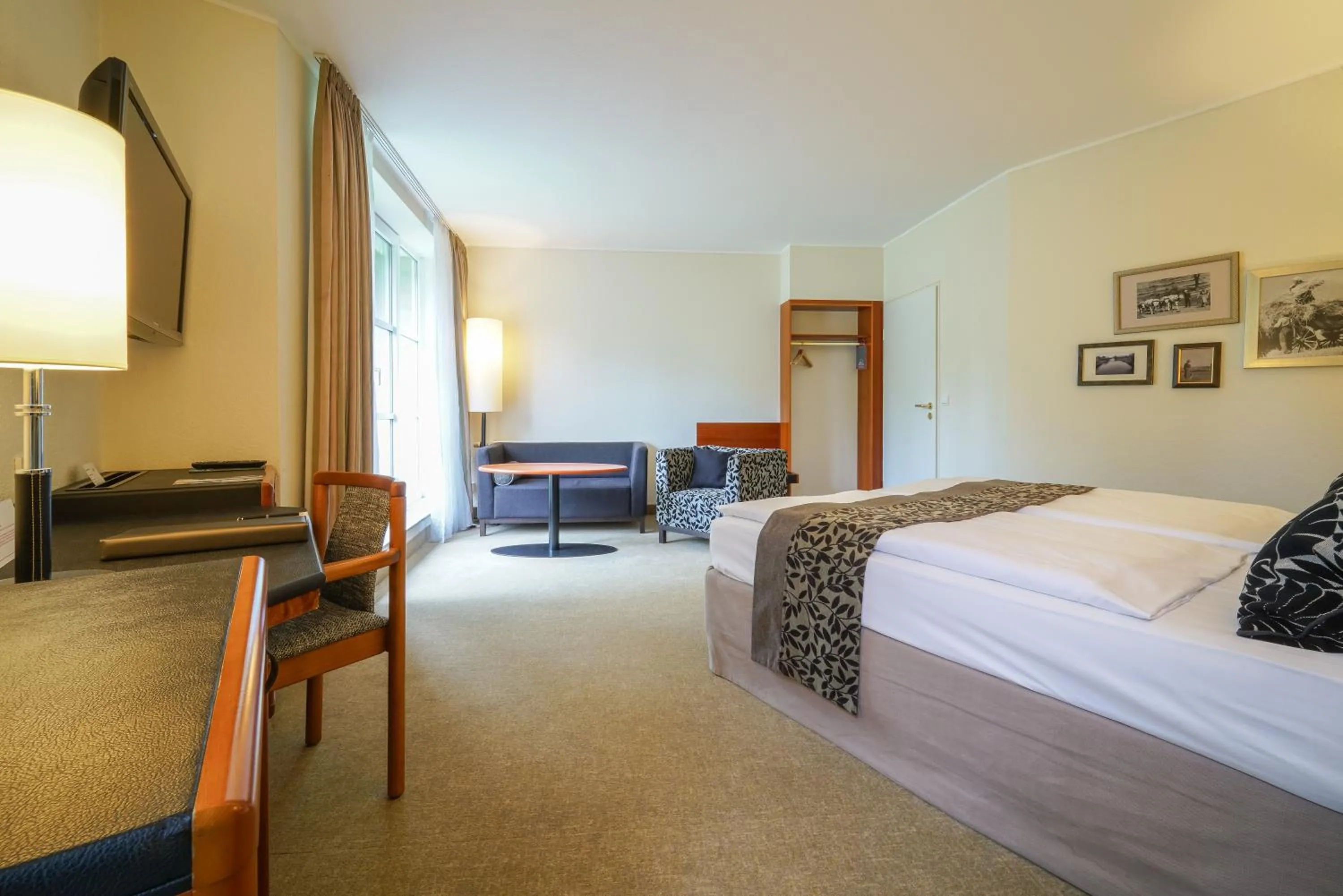 Photo of the whole room, Bed in Hotel Heidegrund