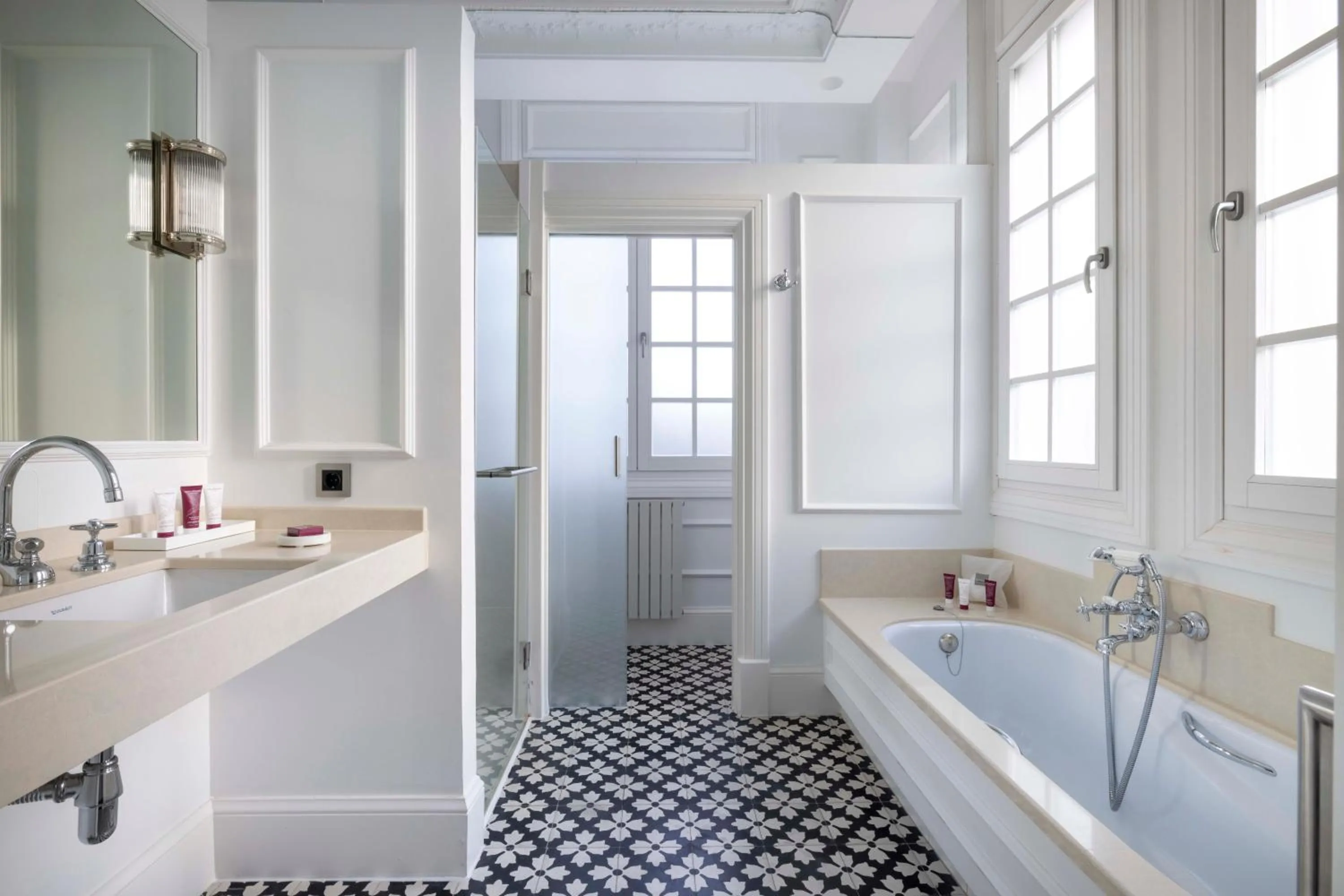 Bathroom in Villa Magalean Hotel & Spa