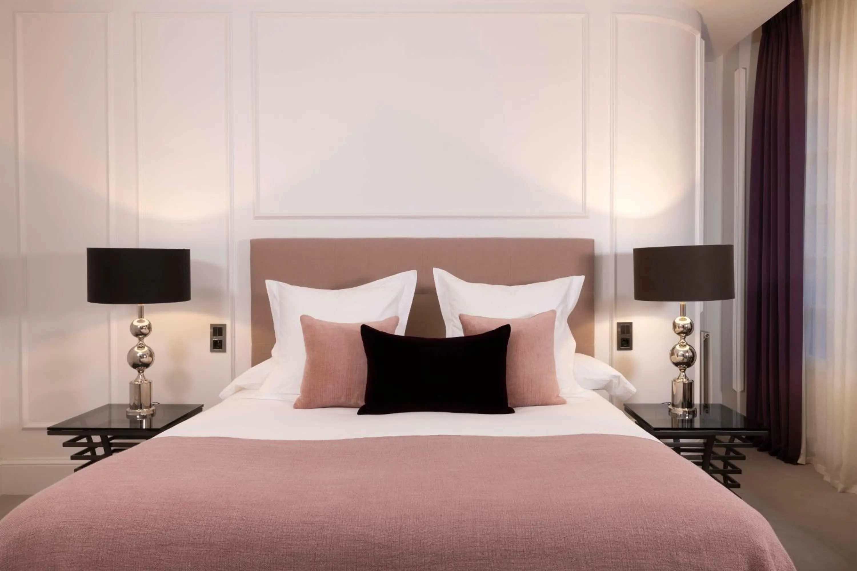 Bed in Villa Magalean Hotel & Spa