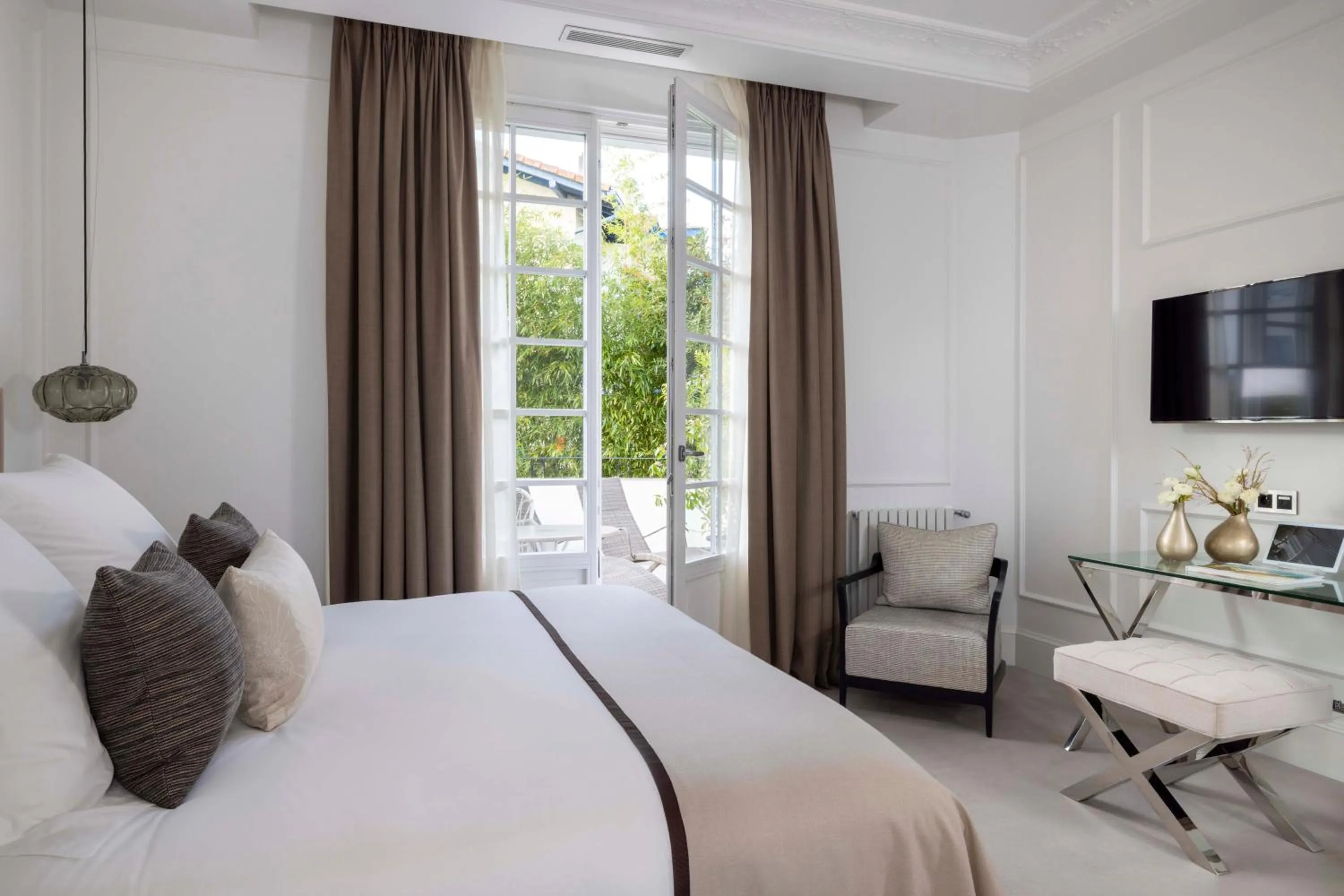 Bed in Villa Magalean Hotel & Spa