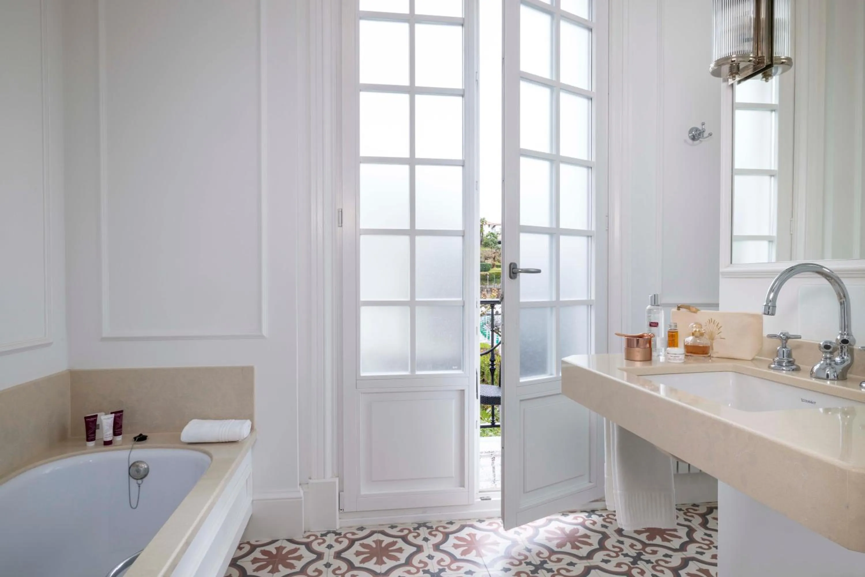 Bathroom in Villa Magalean Hotel & Spa