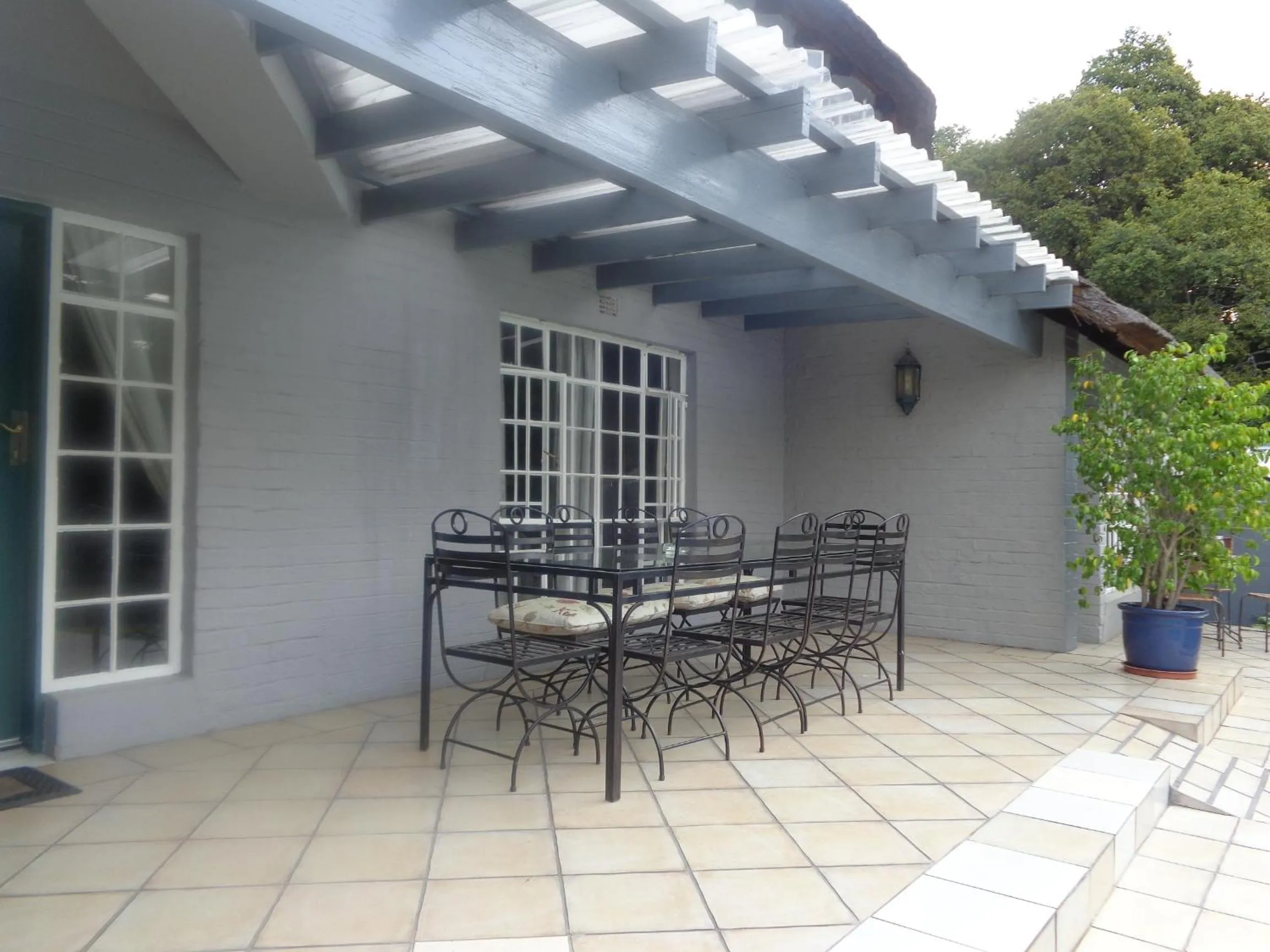 Patio in Thatchfoord Lodge