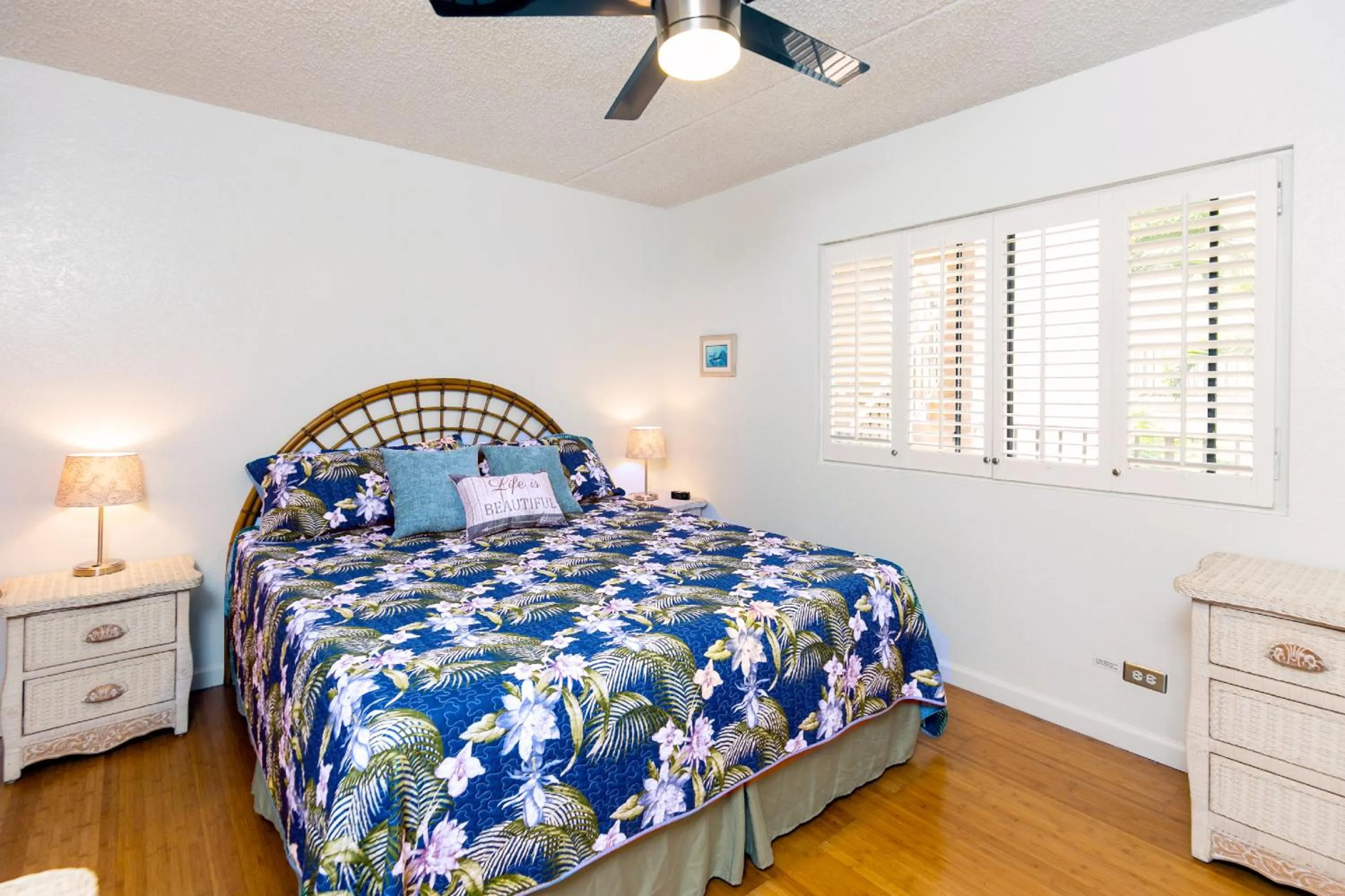 Beautiful 1BR Condo at Kihei Ali'i Kai, Ocean view, Wi-Fi, Split AC, Parking