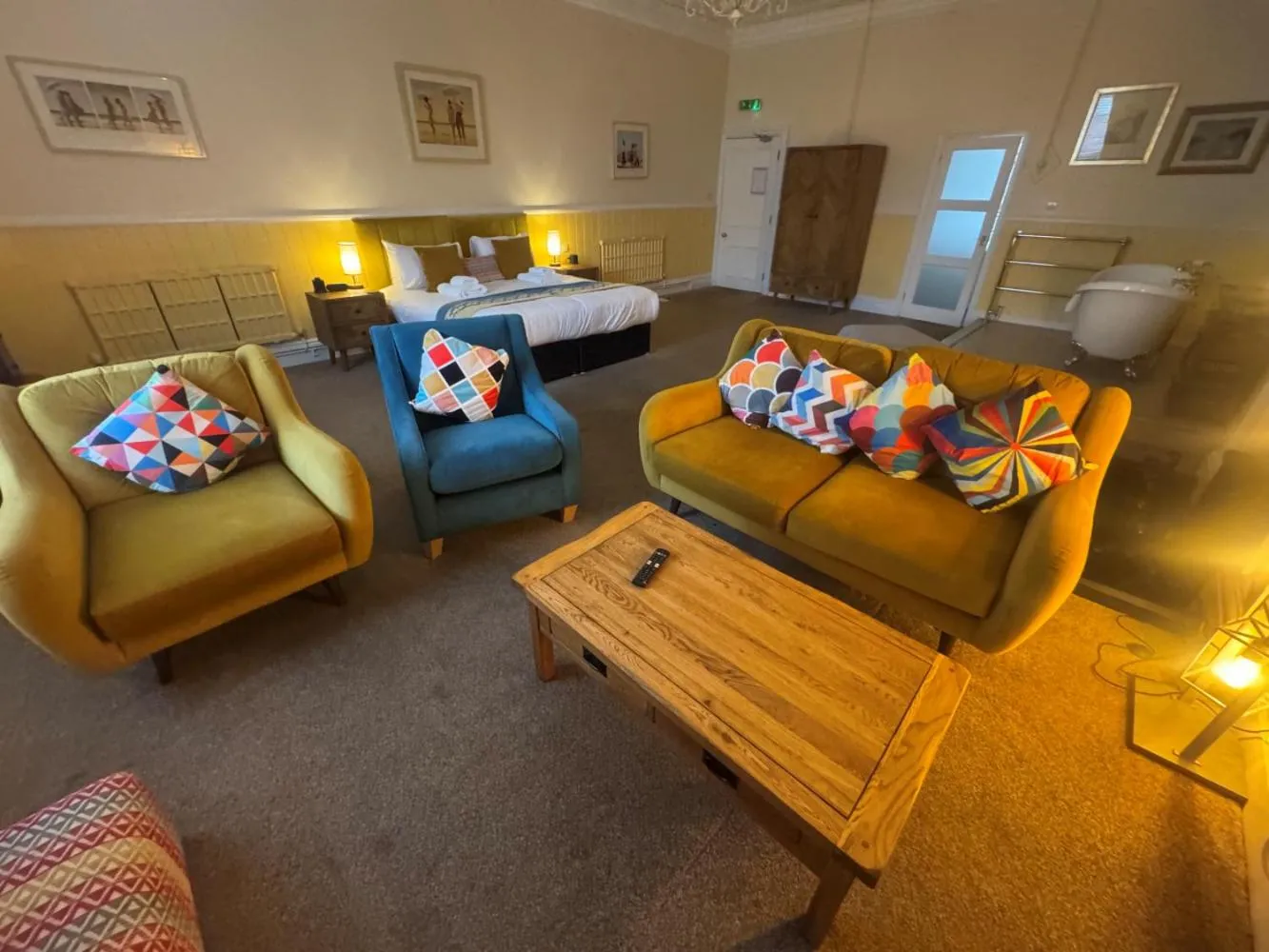 Bed in The Red Lion Hotel