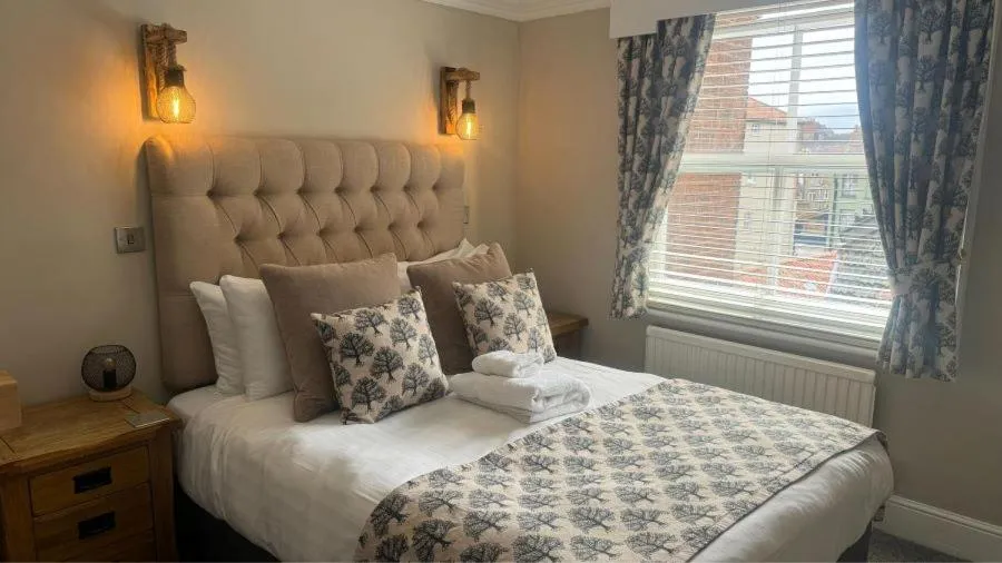 Bed in The Red Lion Hotel