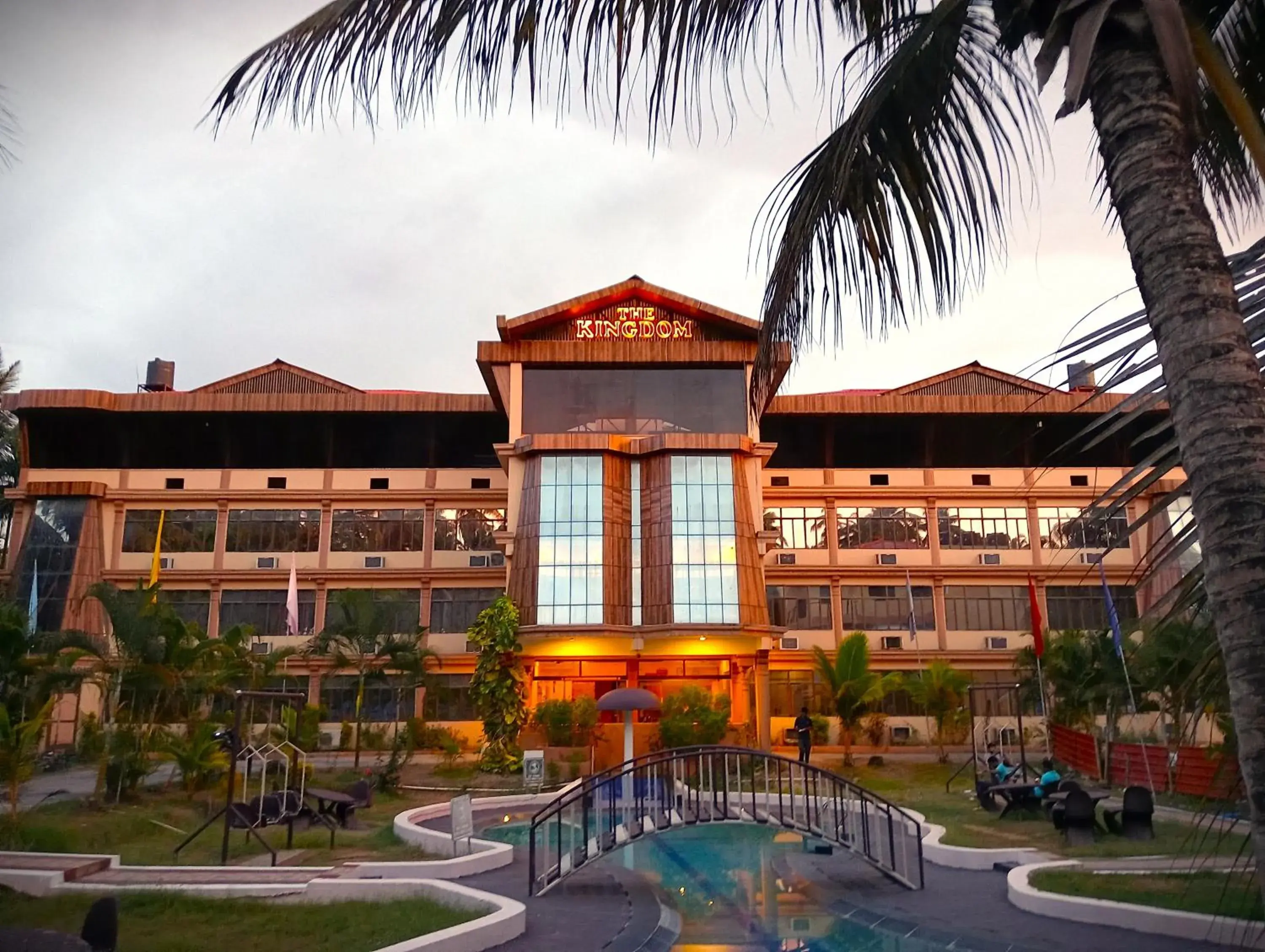 Property building in The Kingdom, Havelock Property building in The Kingdom, Havelock