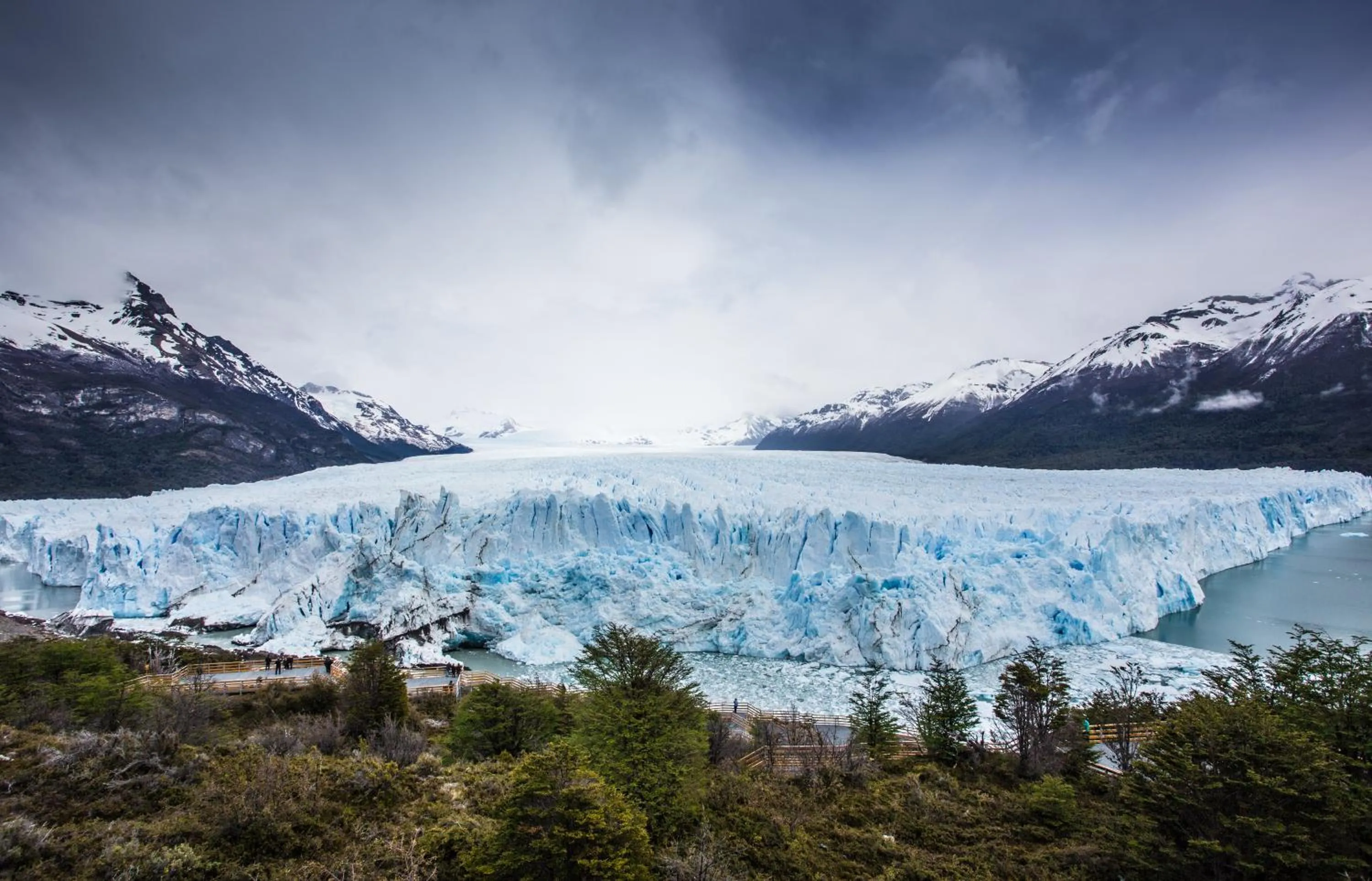 Natural landscape in Lagos Del Calafate