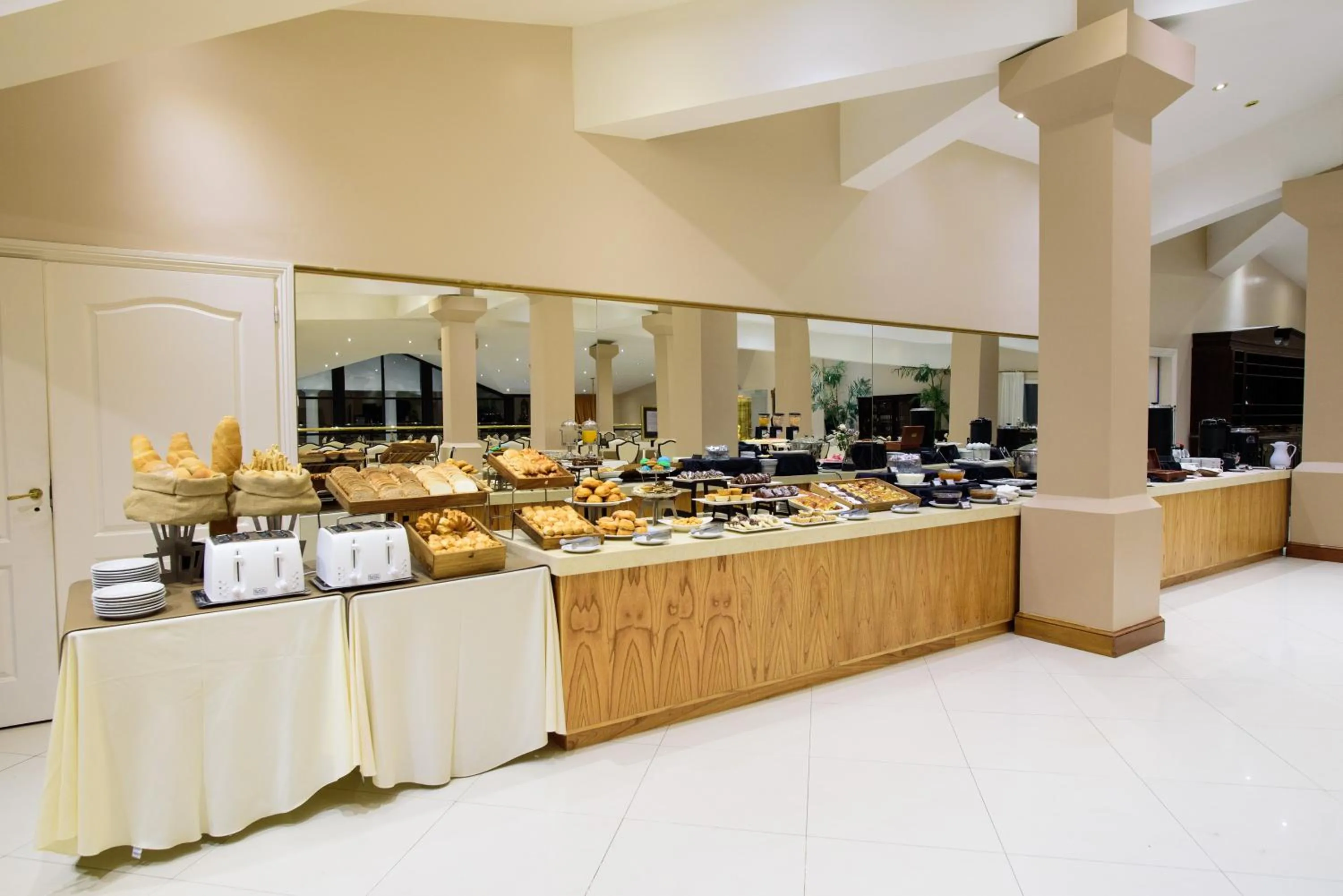 Breakfast in Lagos Del Calafate