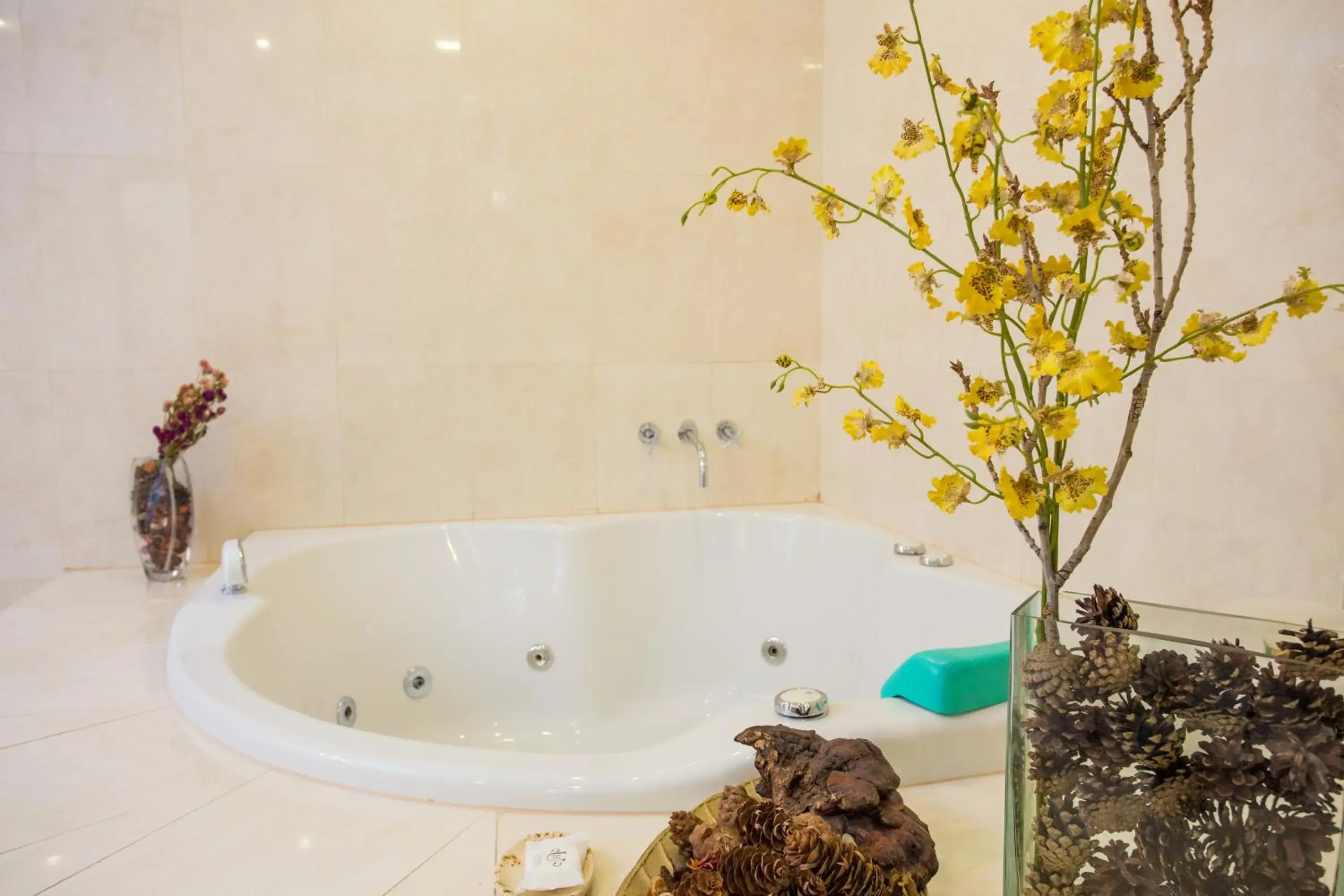 Deluxe Junior Suite in Lagos Del Calafate Deluxe Junior Suite in Lagos Del Calafate