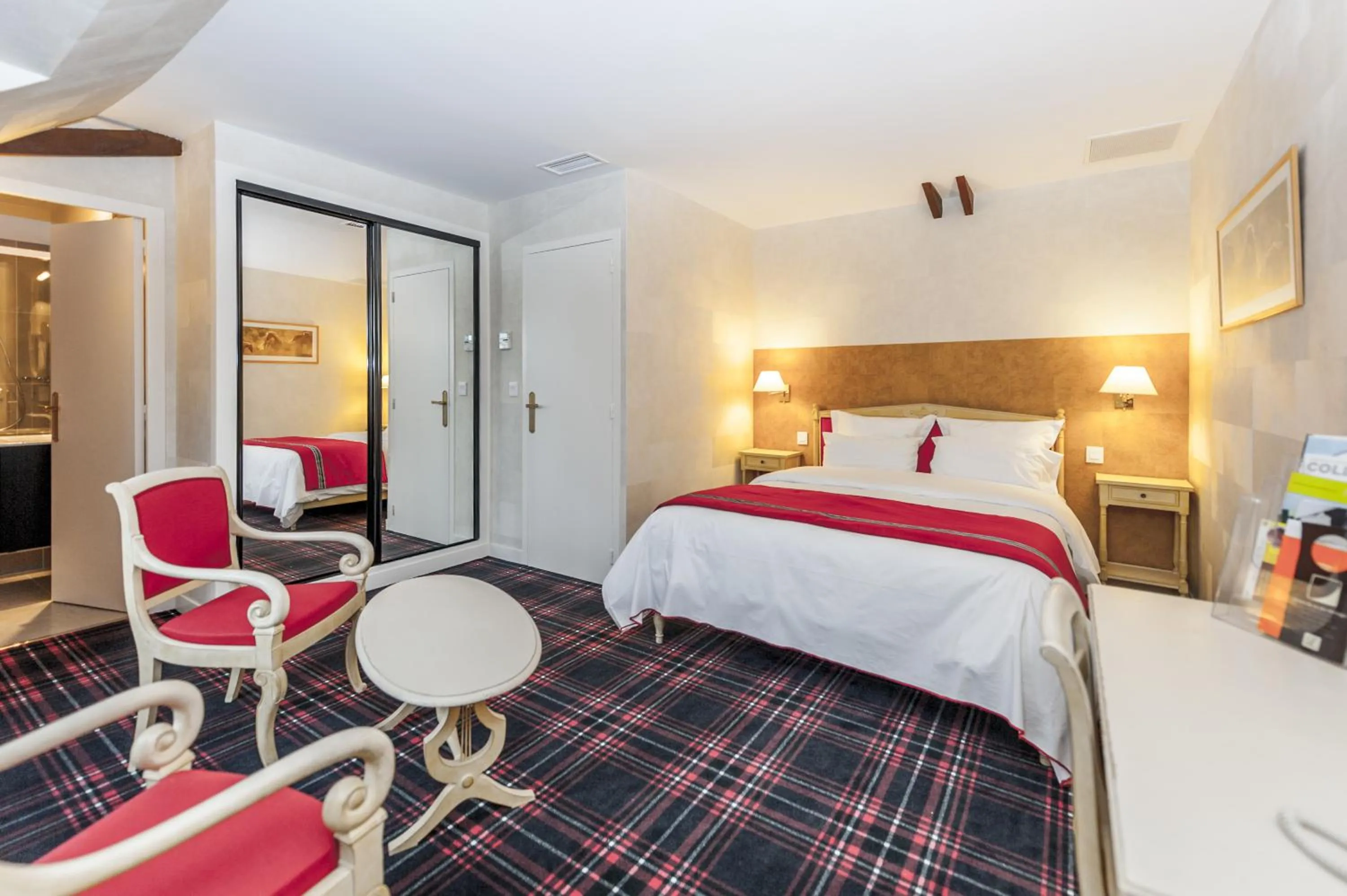 Photo of the whole room, Bed in Logis Hôtel Restaurant Relais Du Gué De Selle