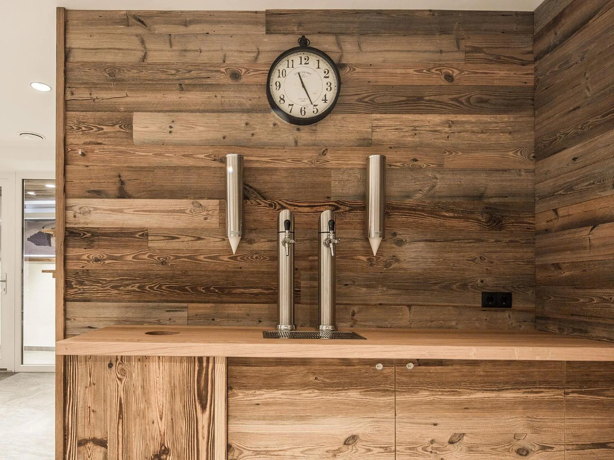 Decorative detail in Hotel Similaun