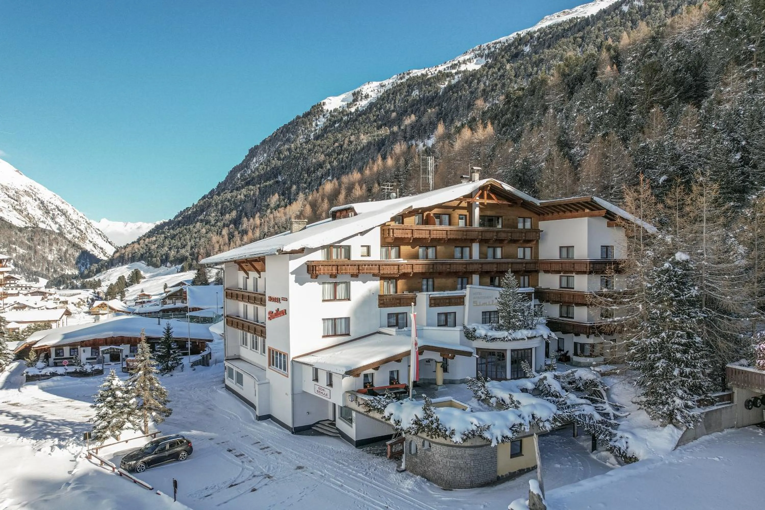 Property building in Hotel Similaun