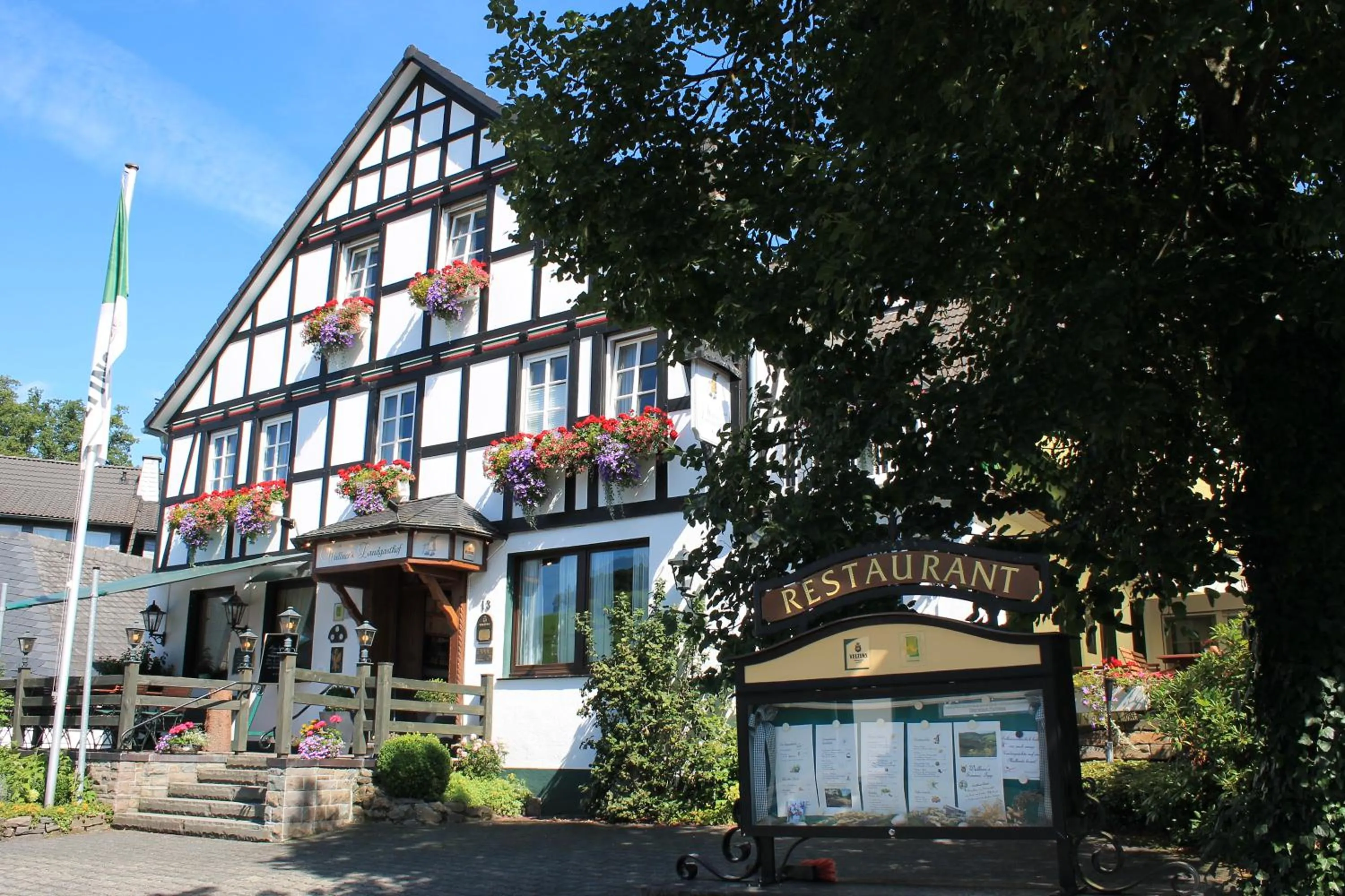 Facade/entrance in Wüllner's Landgasthof