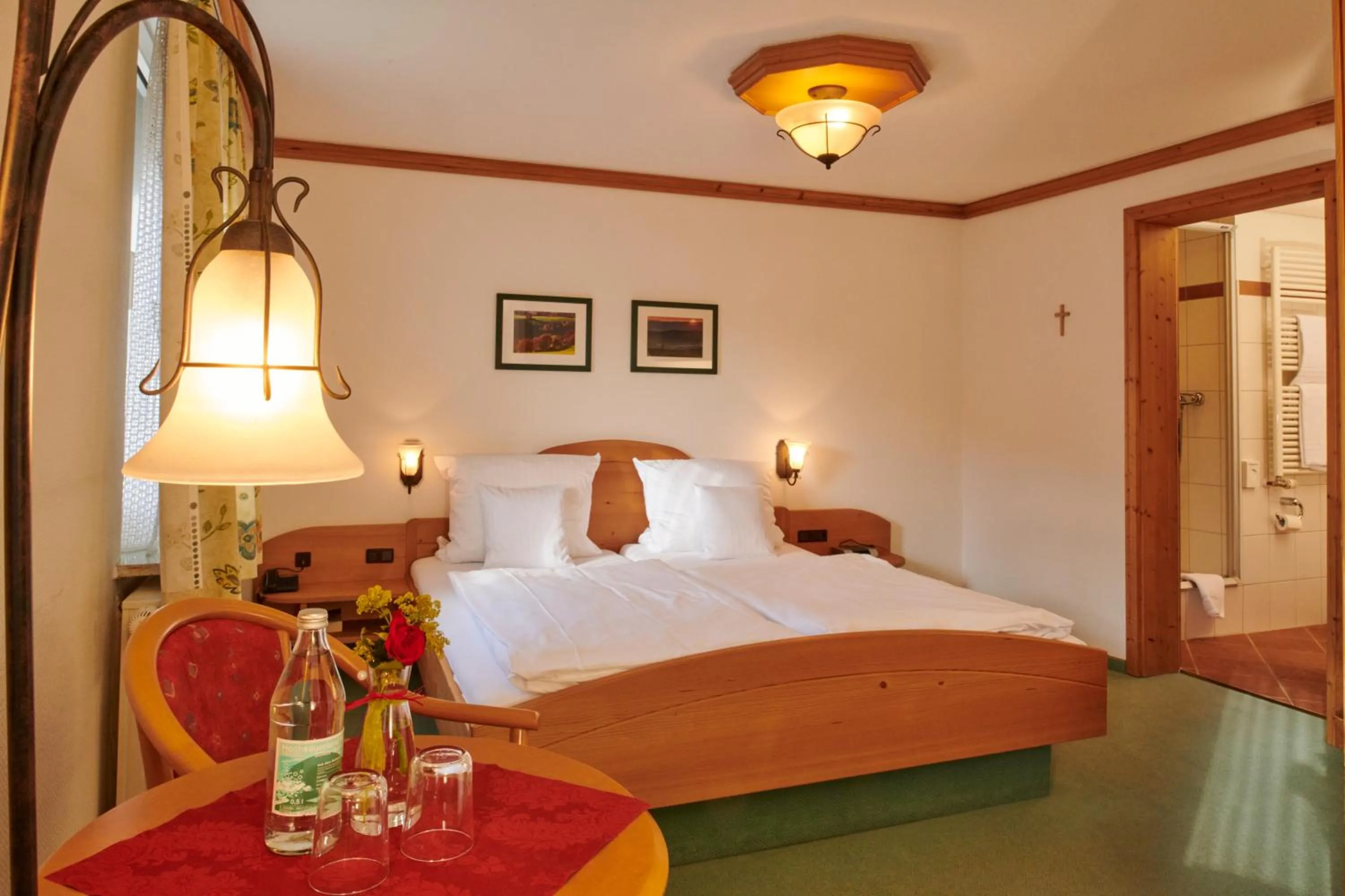 Bedroom, Bed in Wüllner's Landgasthof